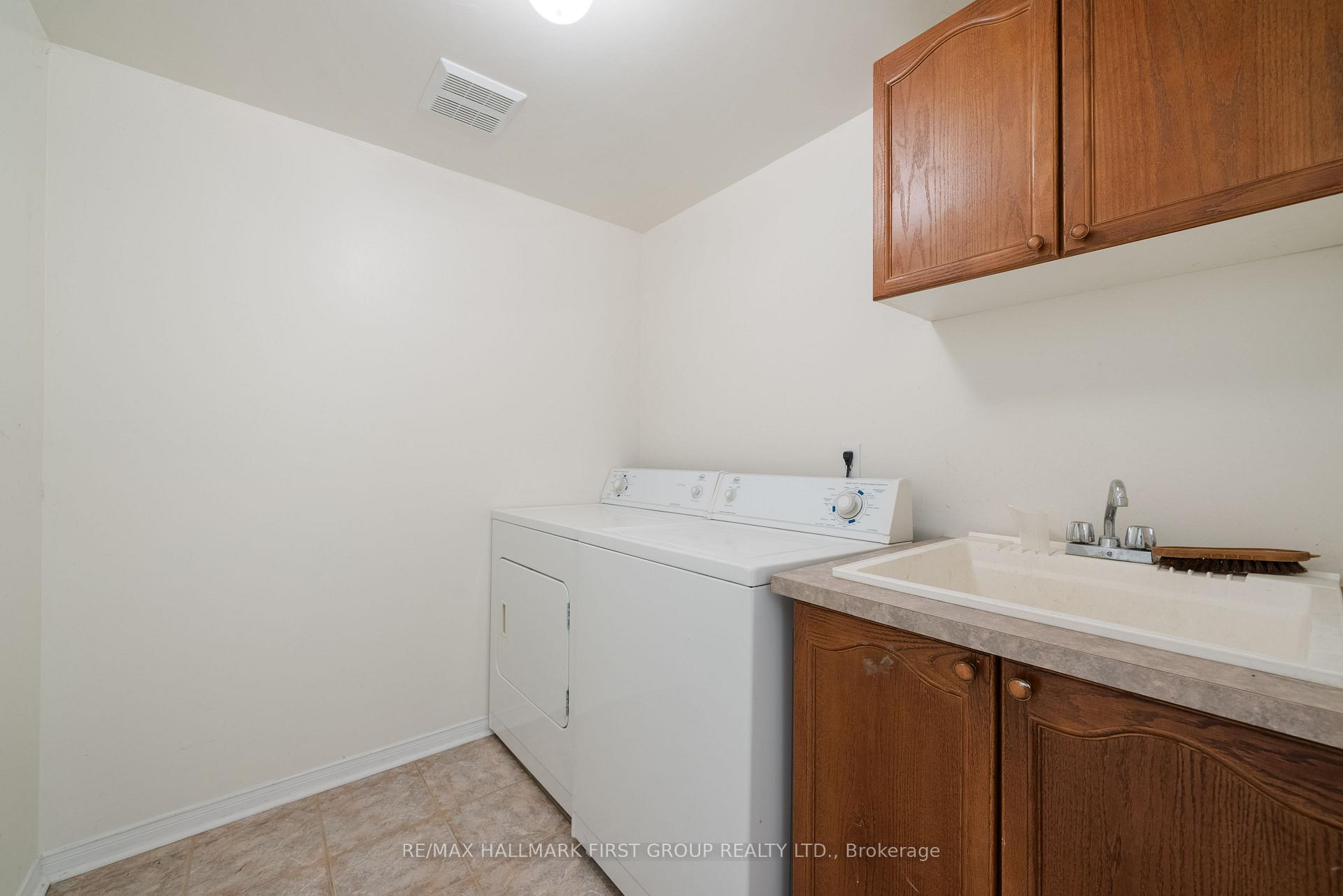 Photo 21 of 684 Shoal Point Road, Ajax, South East — HOMEH