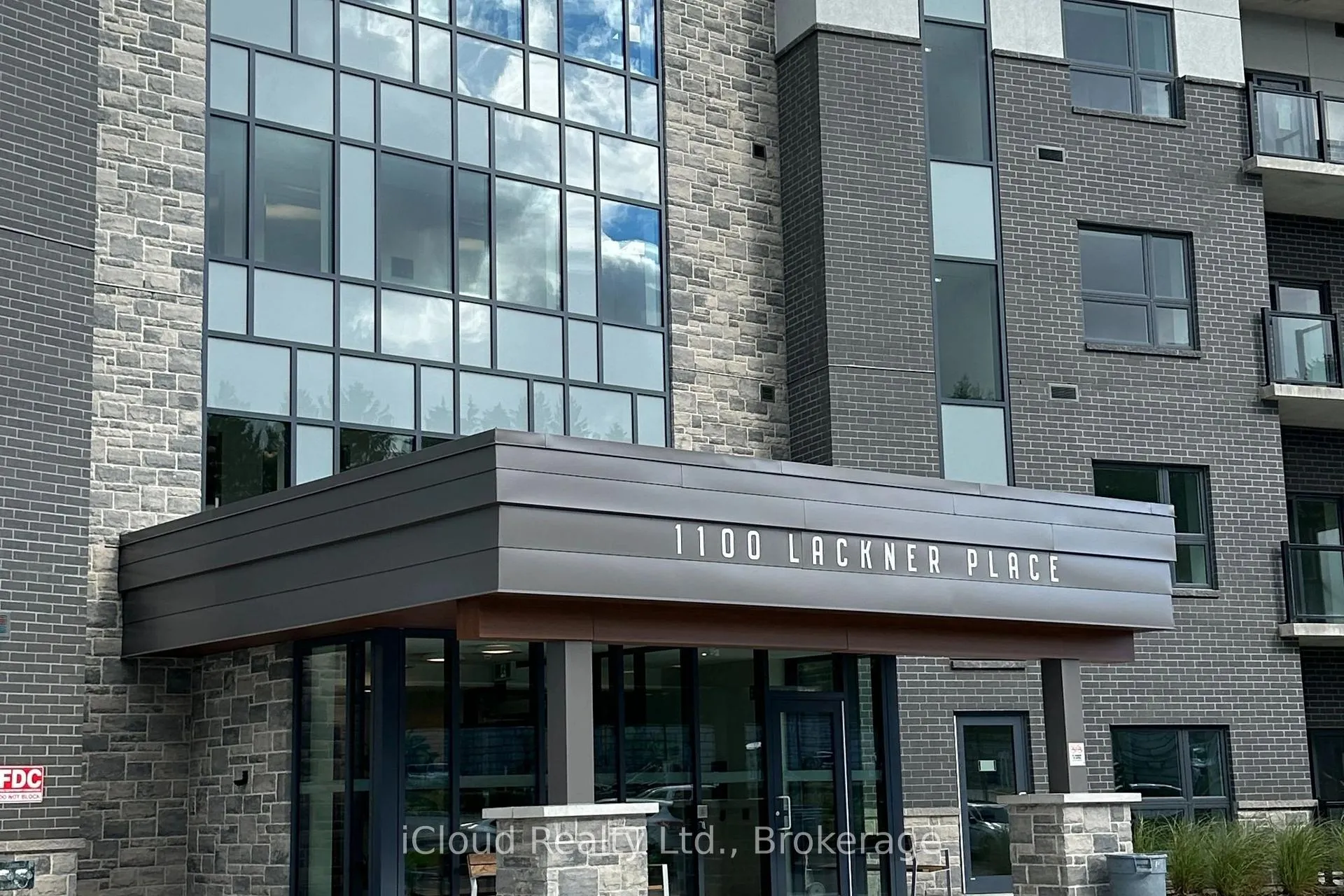 Photo 1 of Unit 417, 1100 Lackner Place, Kitchener — HOMEH