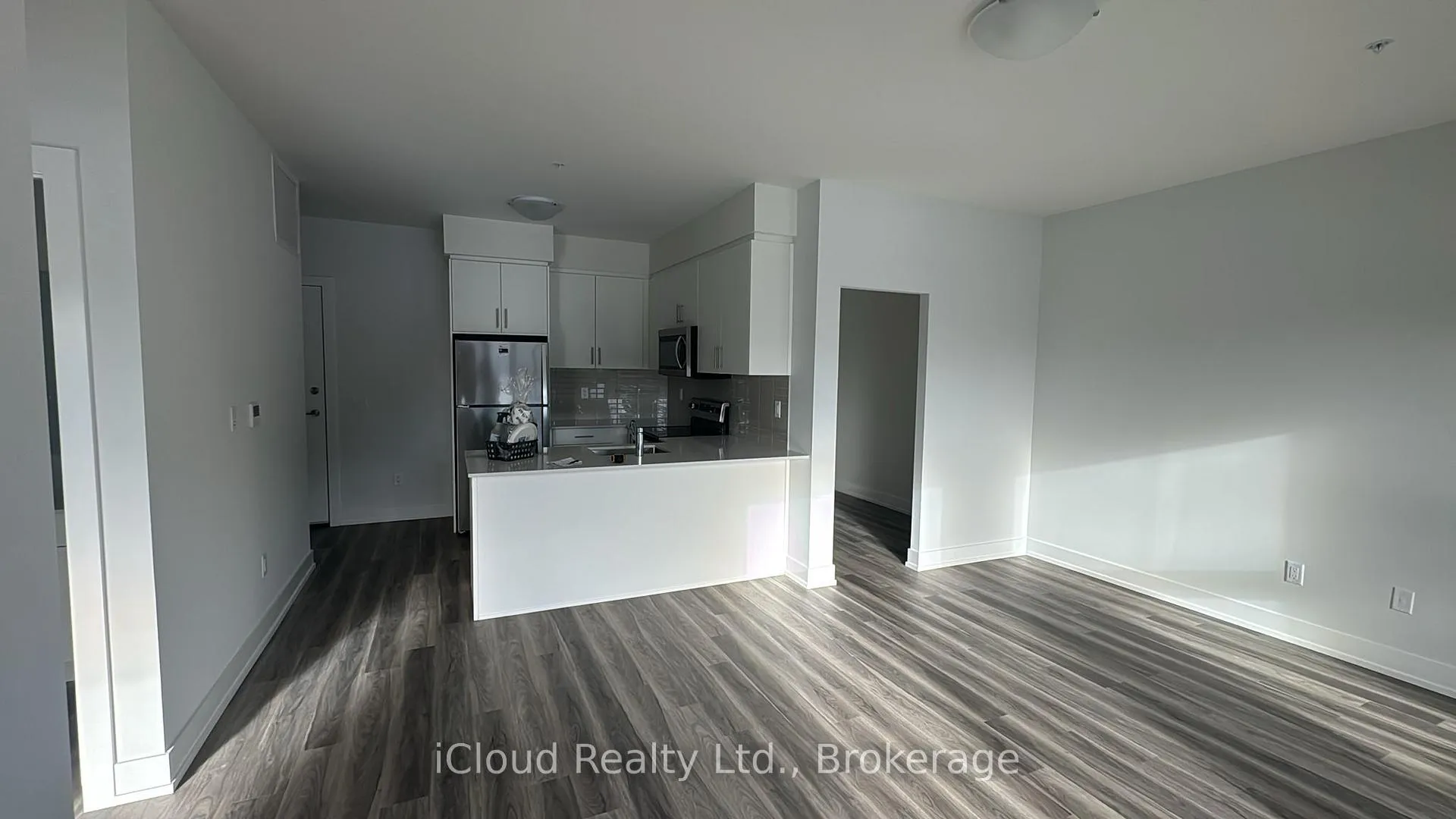 Photo 2 of Unit 417, 1100 Lackner Place, Kitchener — HOMEH