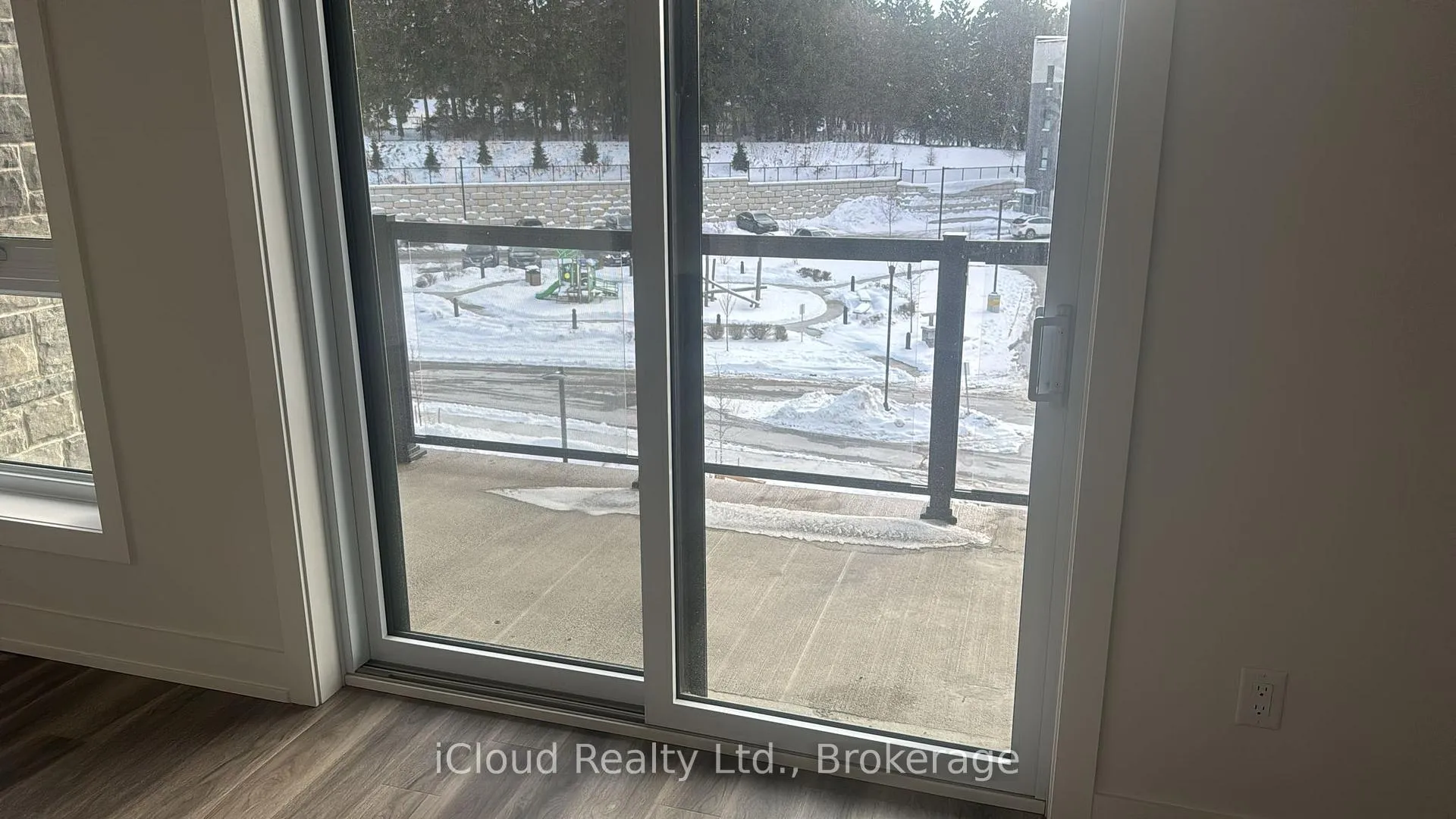 Photo 3 of Unit 417, 1100 Lackner Place, Kitchener — HOMEH