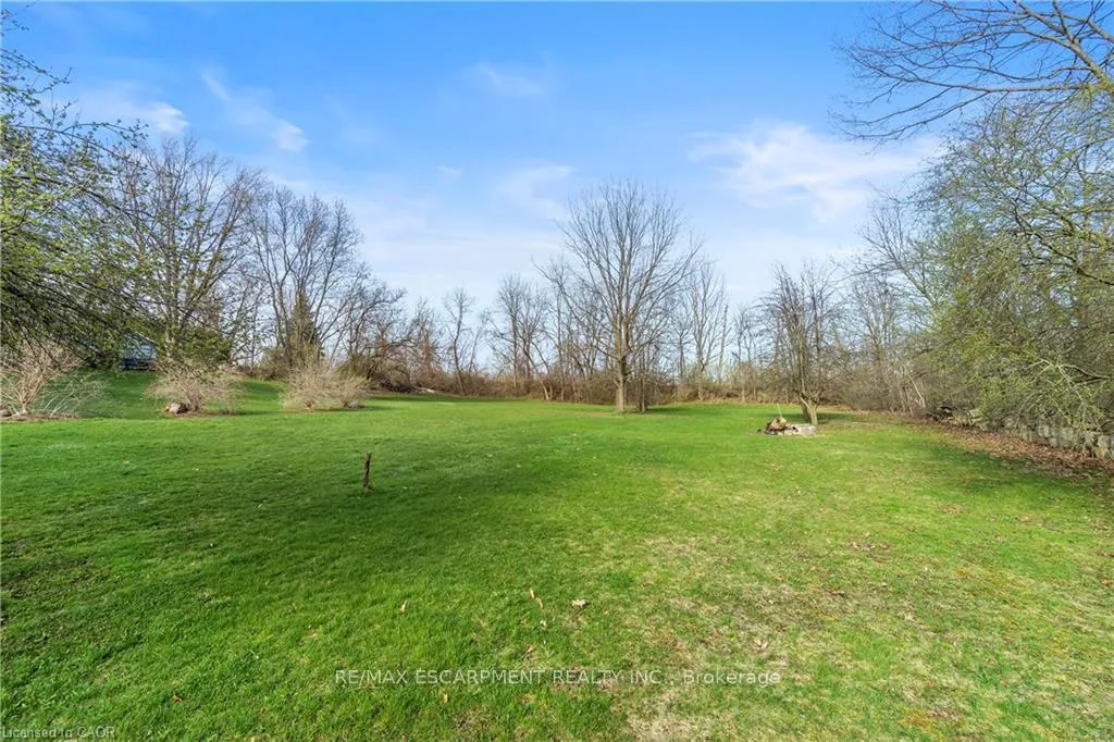 Photo 39 of 266 Sumach Drive, Burlington, Bayview — HOMEH