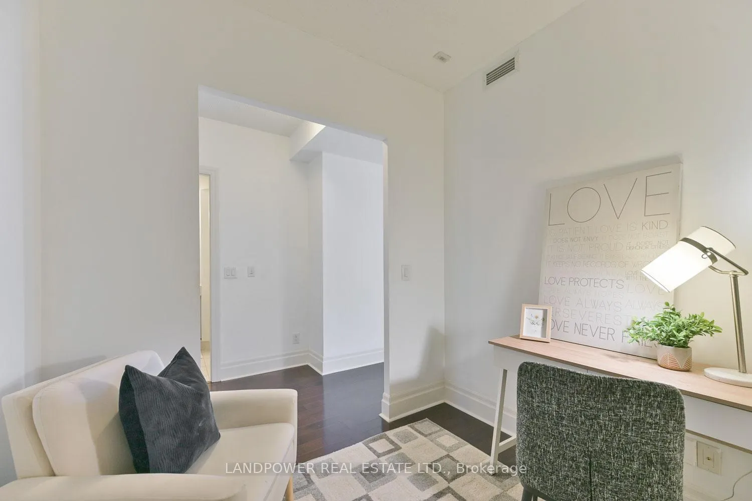 Photo 21 of Unit 711, 1 Upper Duke Crescent, Markham, Unionville — HOMEH