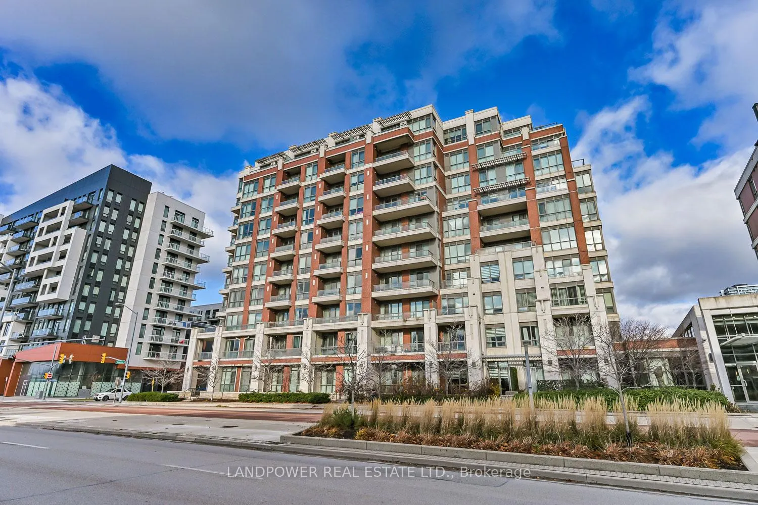 Photo 31 of Unit 711, 1 Upper Duke Crescent, Markham, Unionville — HOMEH