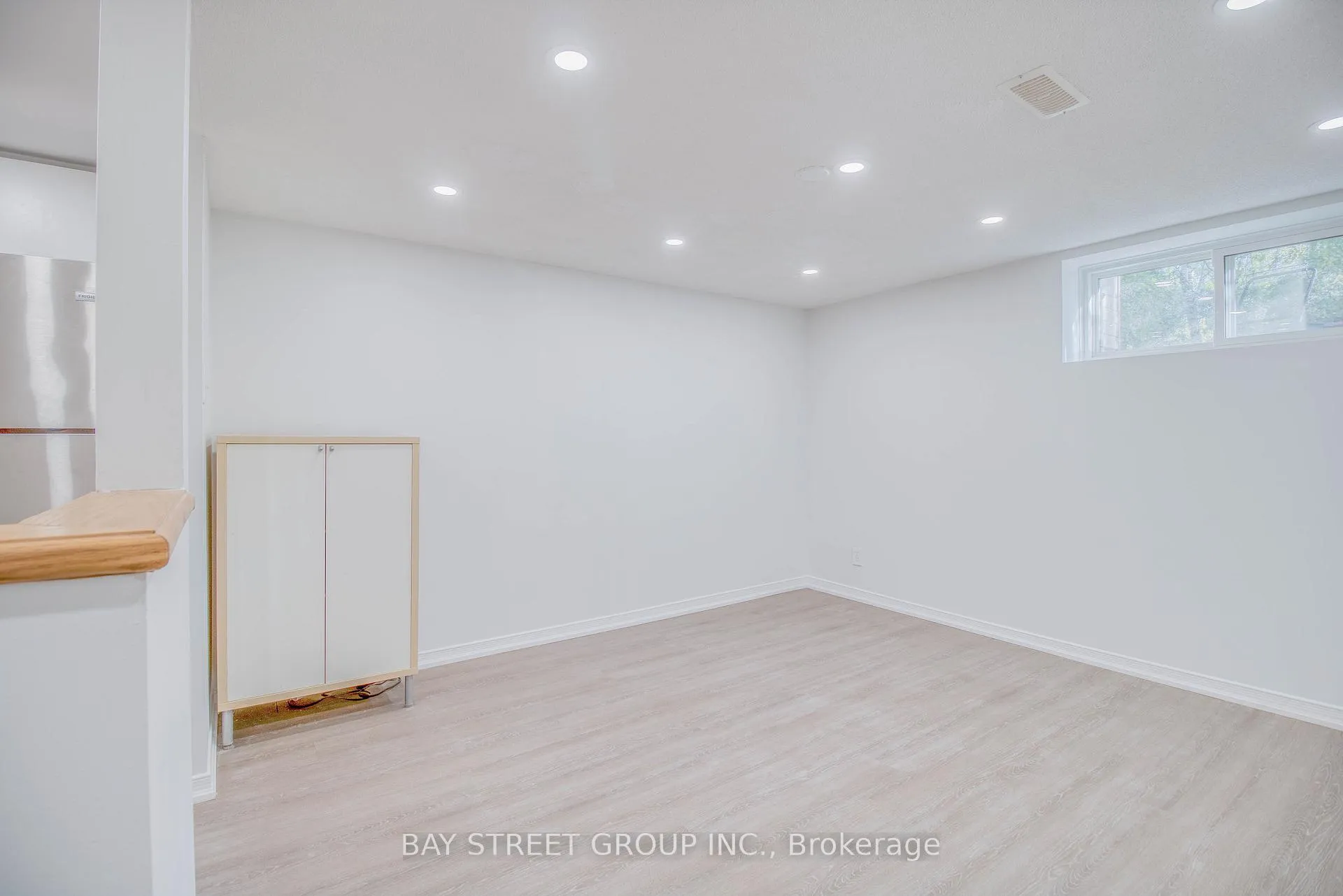 Photo 6 of Unit Basement #2, 65 Davis Road N, Aurora, Aurora Highlands — HOMEH