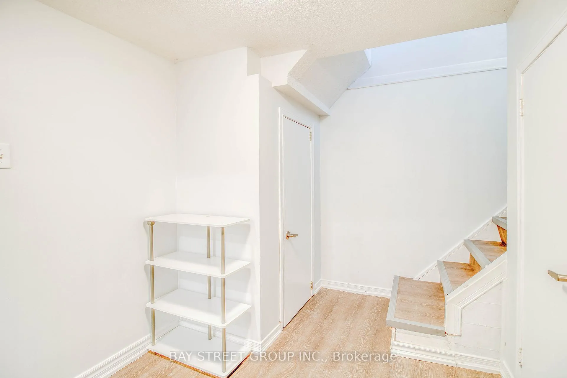Photo 7 of Unit Basement #2, 65 Davis Road N, Aurora, Aurora Highlands — HOMEH
