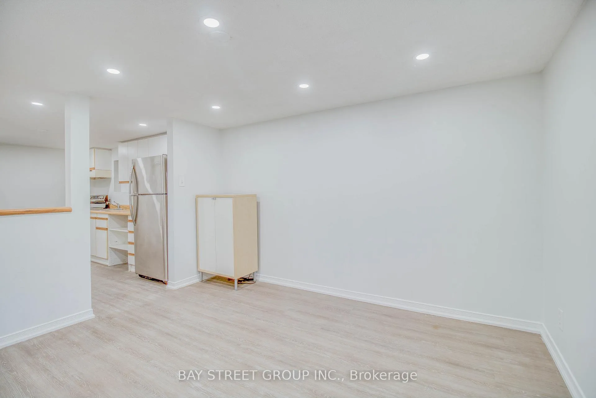 Photo 9 of Unit Basement #2, 65 Davis Road N, Aurora, Aurora Highlands — HOMEH