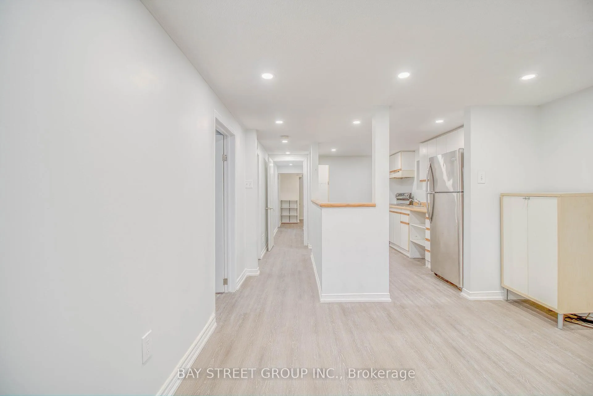 Photo 12 of Unit Basement #2, 65 Davis Road N, Aurora, Aurora Highlands — HOMEH