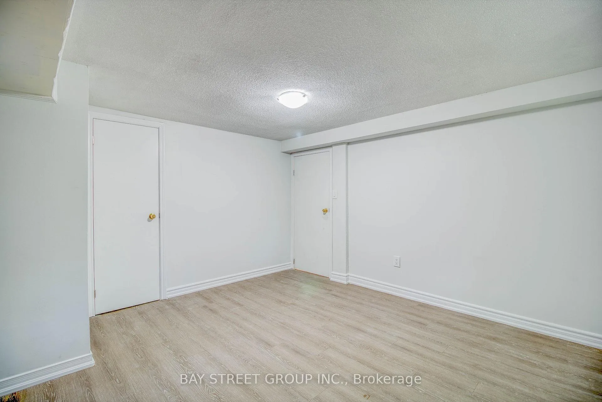 Photo 19 of Unit Basement #2, 65 Davis Road N, Aurora, Aurora Highlands — HOMEH