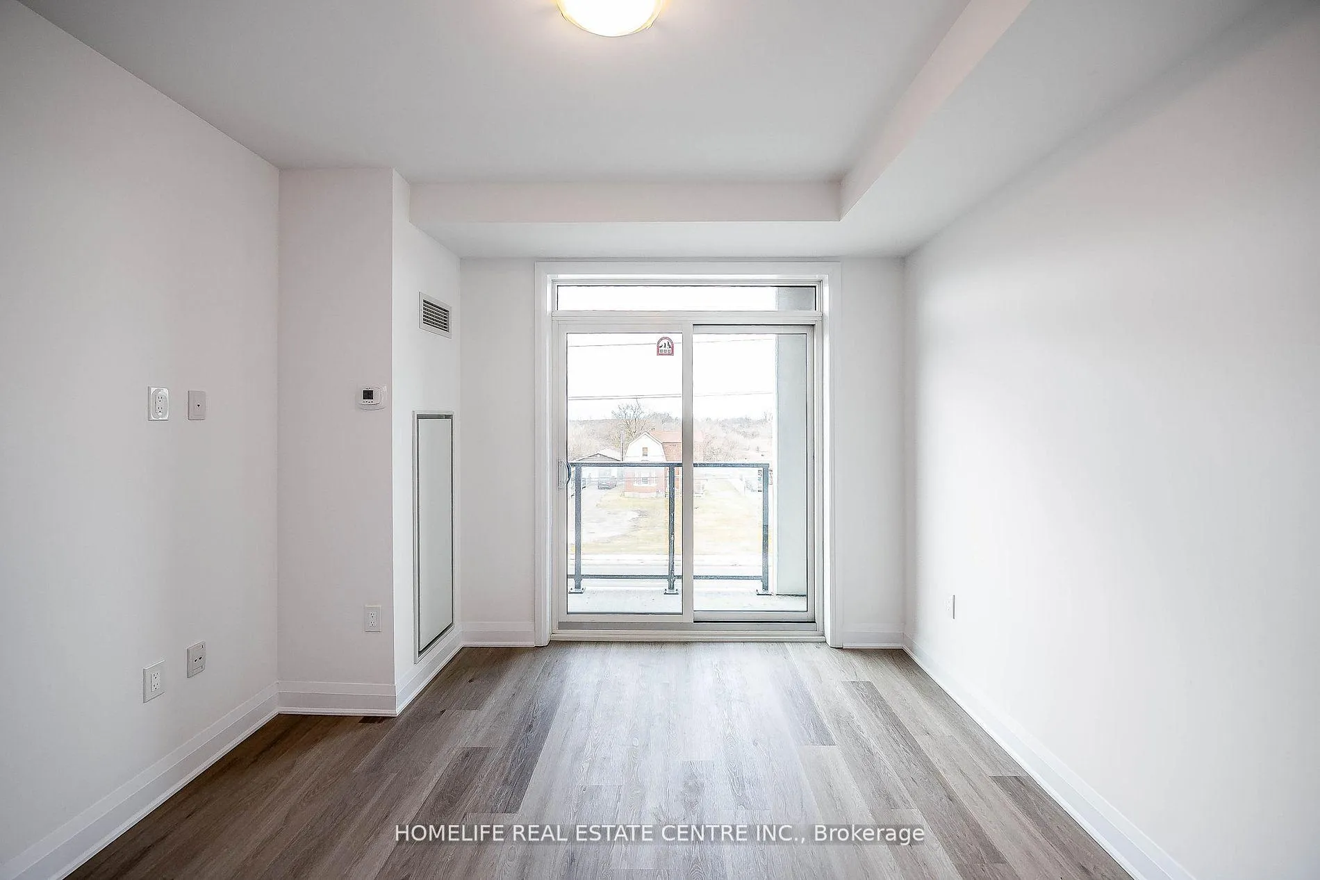 Photo 15 of Unit 310, 1936 Rymal Road, Hamilton, Stoney Creek Mountain — HOMEH