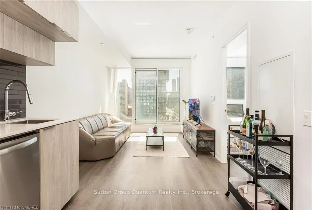 Photo 14 of Unit 709, 181 Dundas Street E, Toronto, Bay Street Corridor — HOMEH