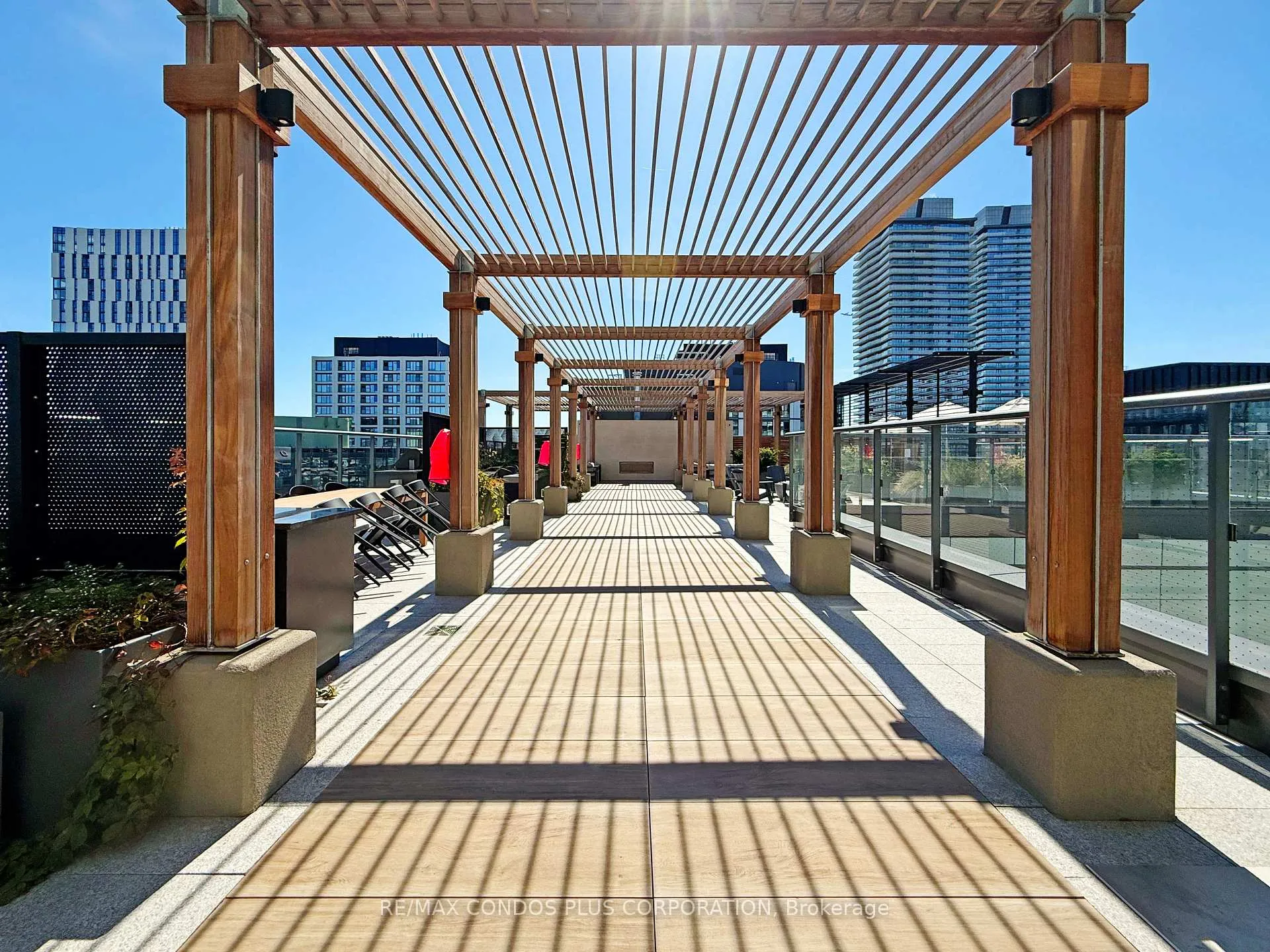 Photo 12 of Unit 304, 425 Front Street E, Toronto, Waterfront Communities — HOMEH
