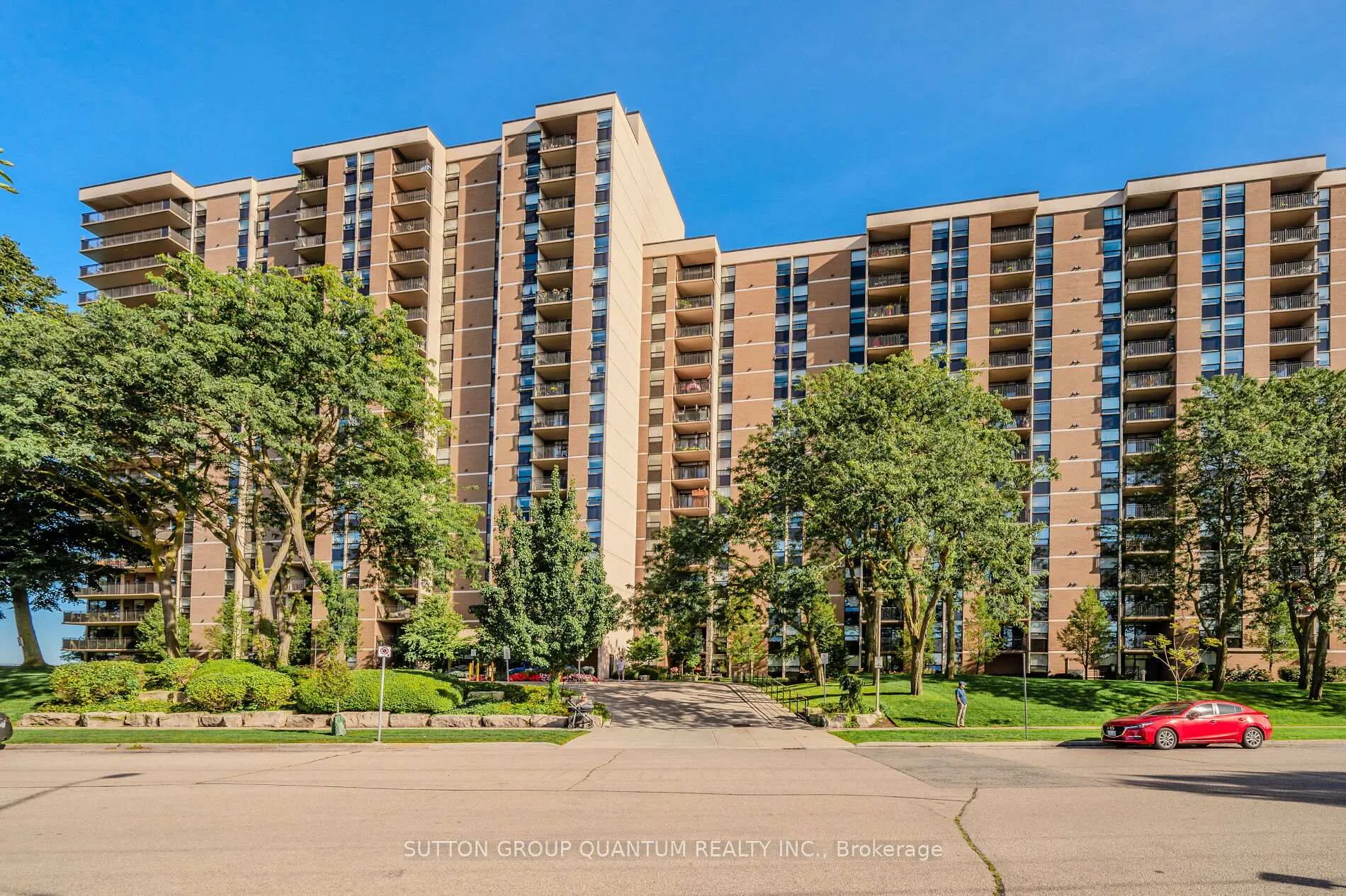 Front of Unit 211, 500 Green Road
