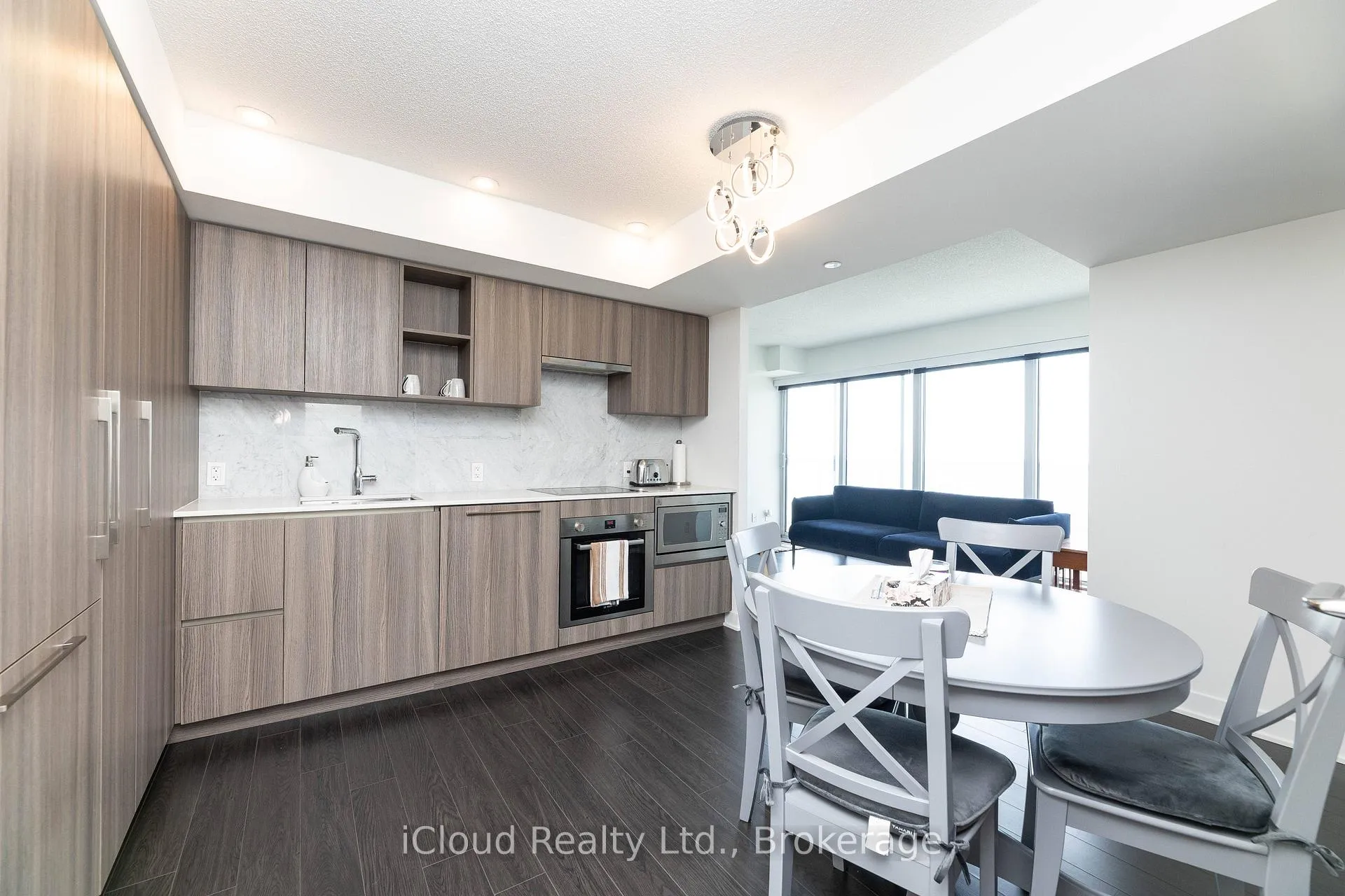 Photo 4 of Unit 2311, 19 Bathurst Street, Toronto, Waterfront Communities — HOMEH
