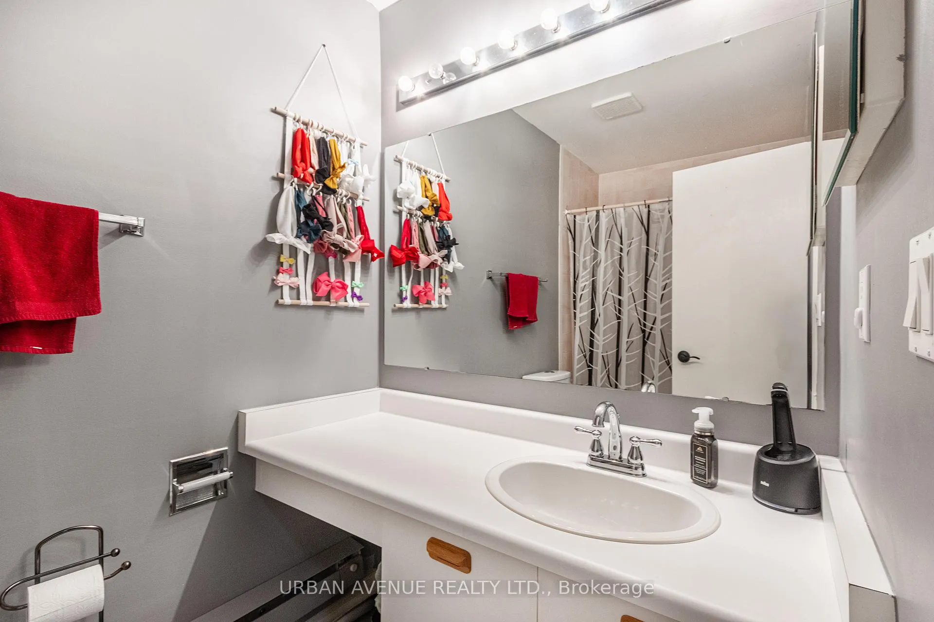 Photo 10 of Unit 11, 41 Laguna Parkway, Ramara, Brechin — HOMEH