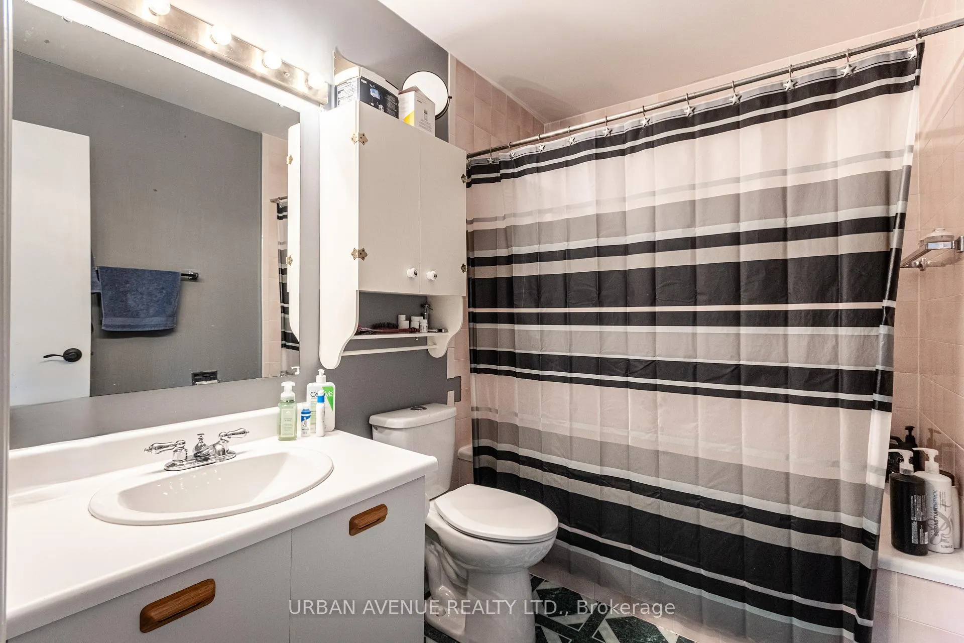 Photo 11 of Unit 11, 41 Laguna Parkway, Ramara, Brechin — HOMEH