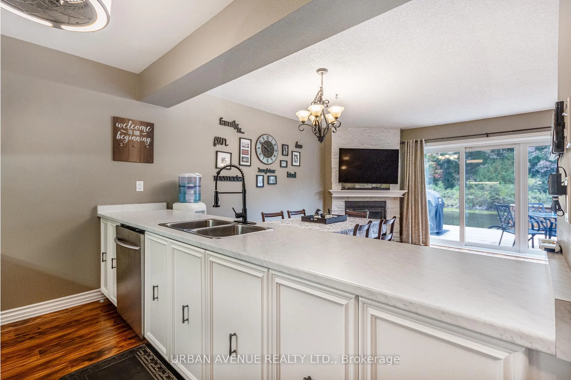 Photo 17 of Unit 11, 41 Laguna Parkway, Ramara, Brechin — HOMEH