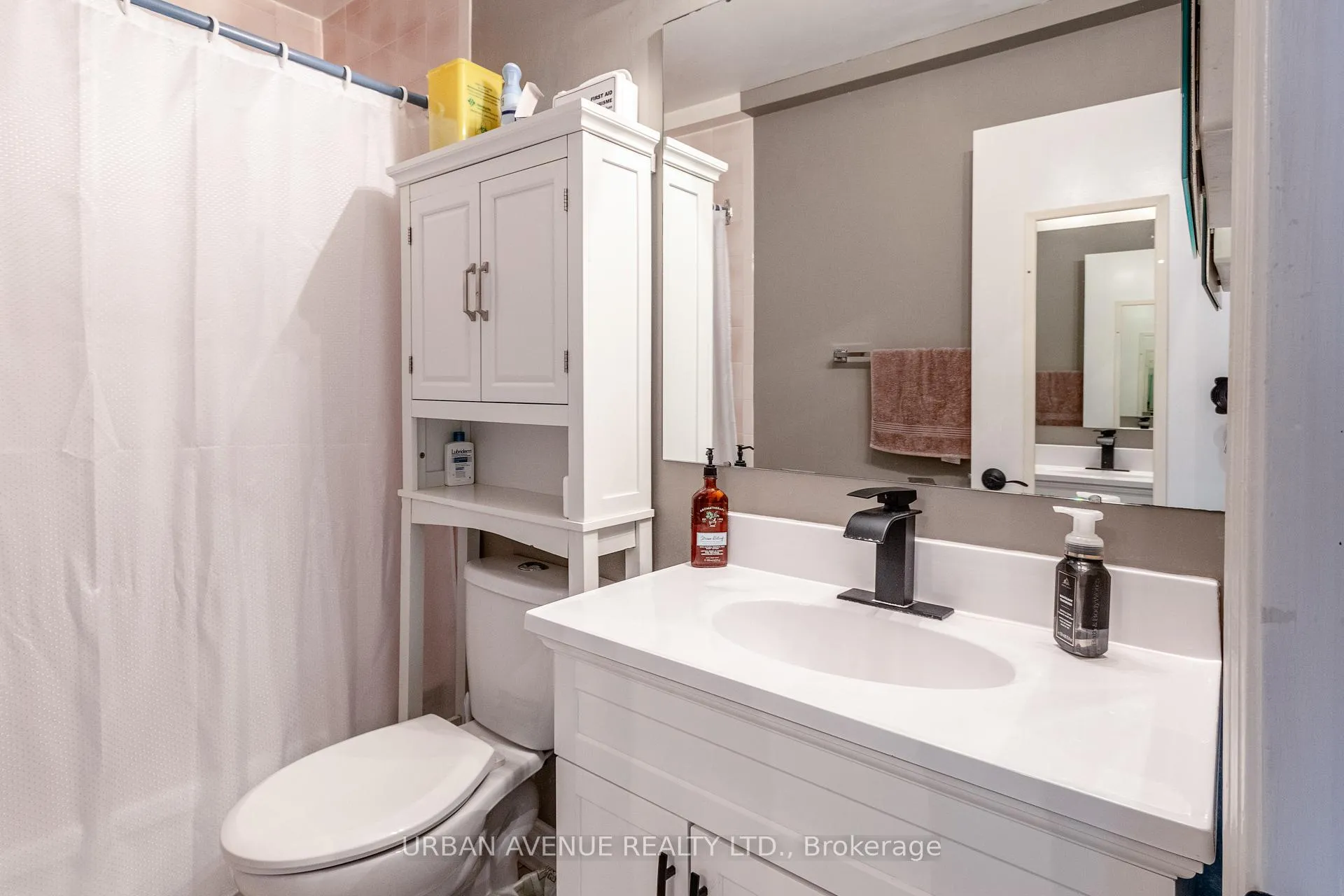 Photo 19 of Unit 11, 41 Laguna Parkway, Ramara, Brechin — HOMEH