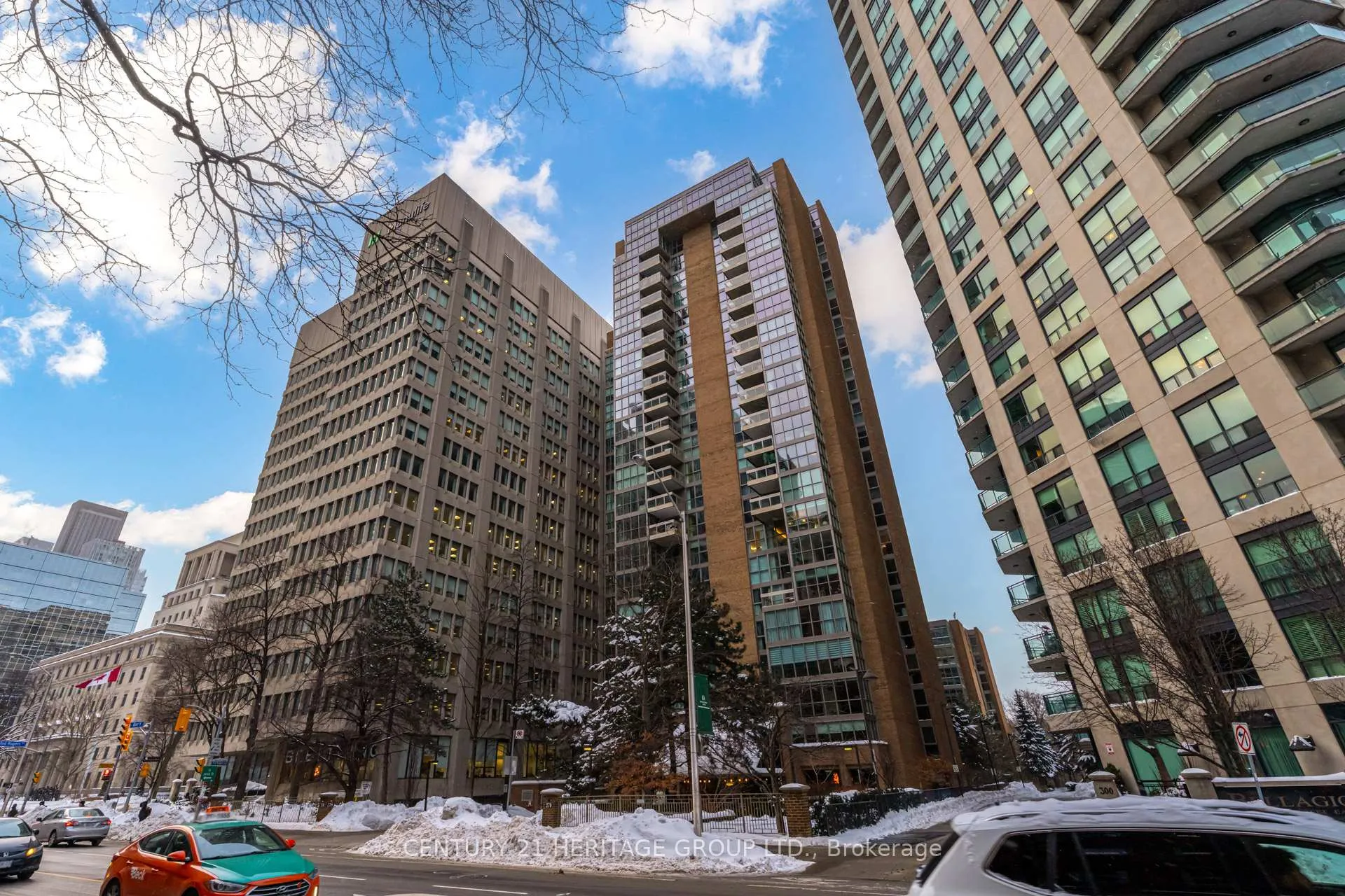 Front of Unit 805, 278 Bloor Street E