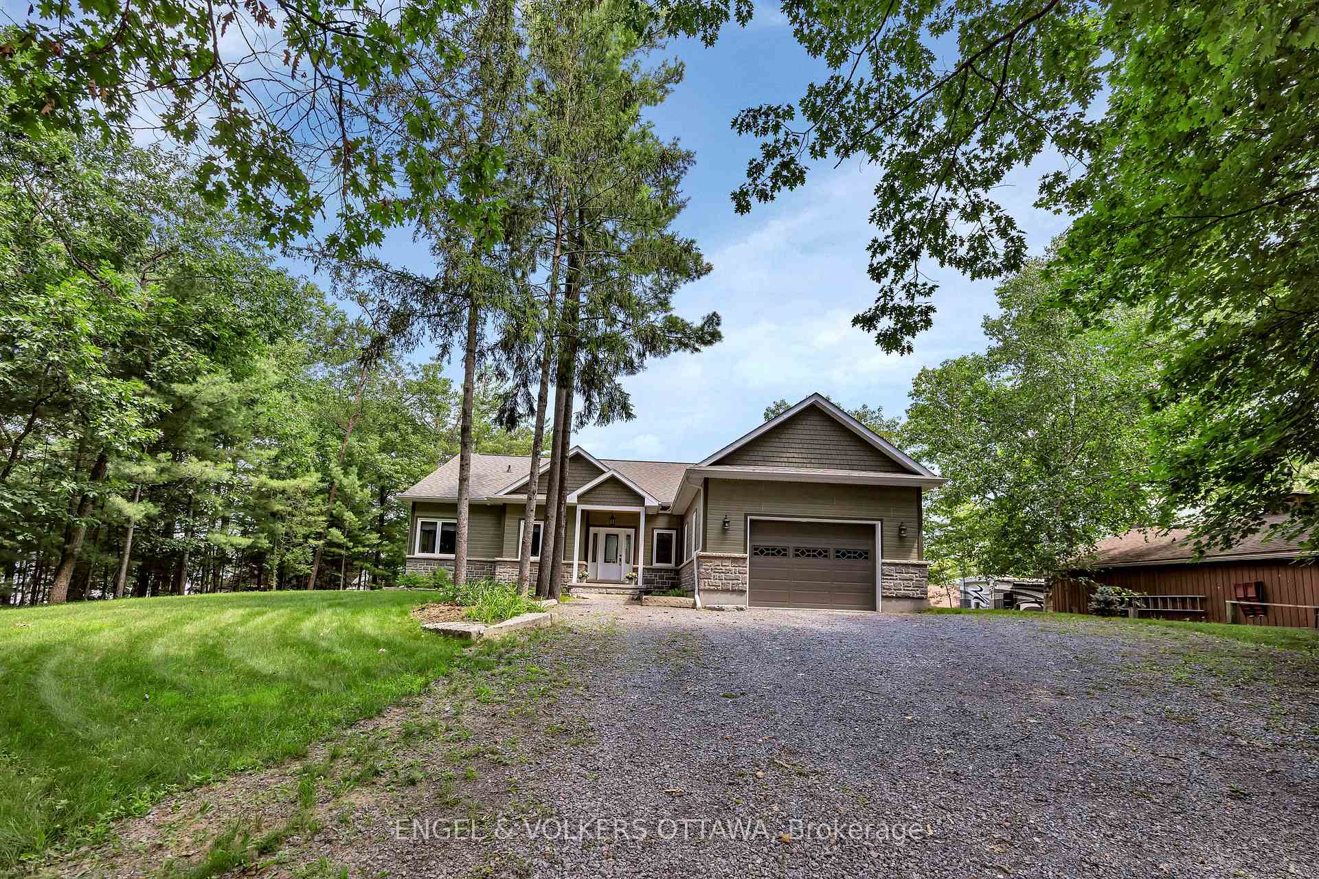 Photo 2 of 234 Bayview Drive, Ottawa, Constance Bay — HOMEH