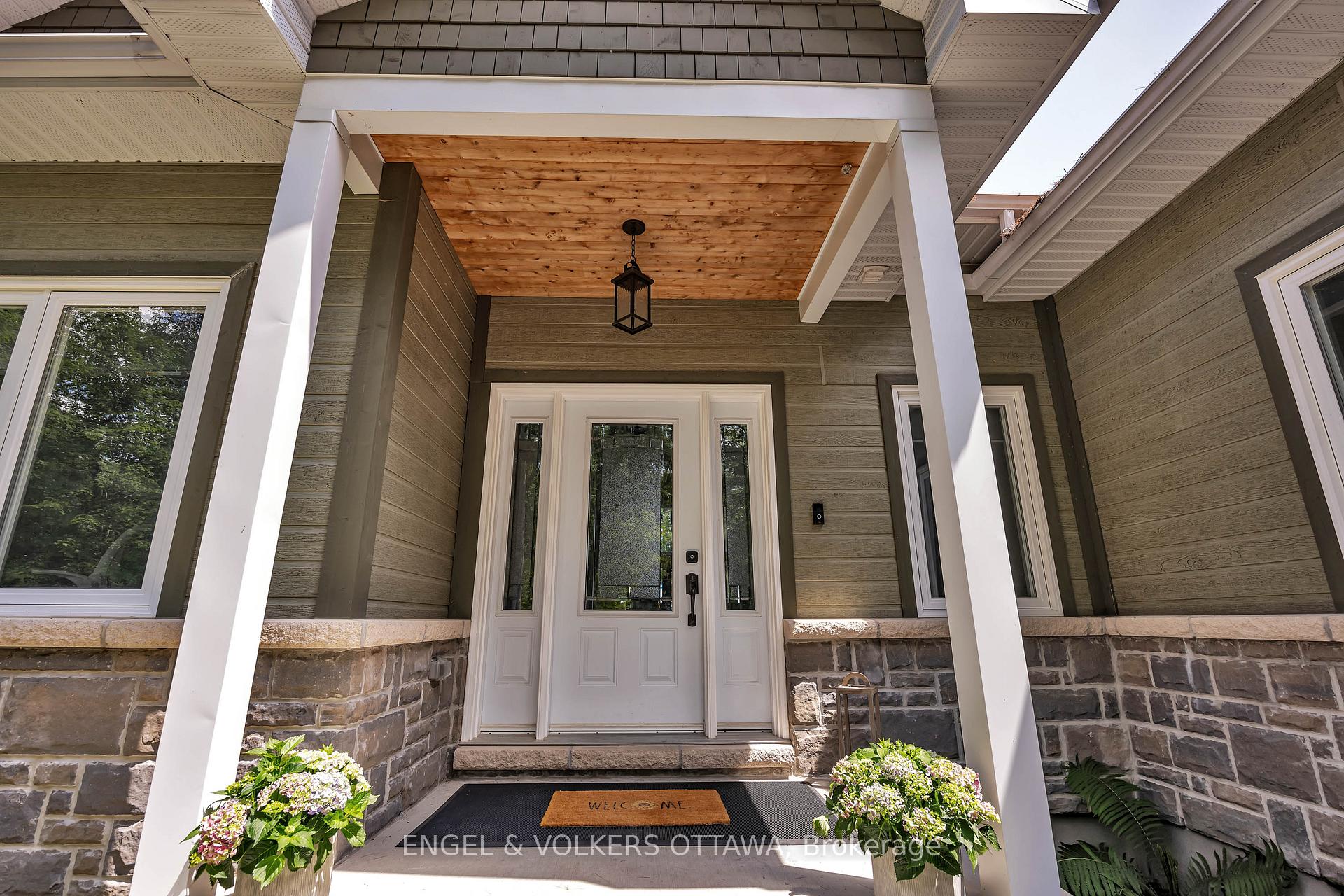 Photo 4 of 234 Bayview Drive, Ottawa, Constance Bay — HOMEH