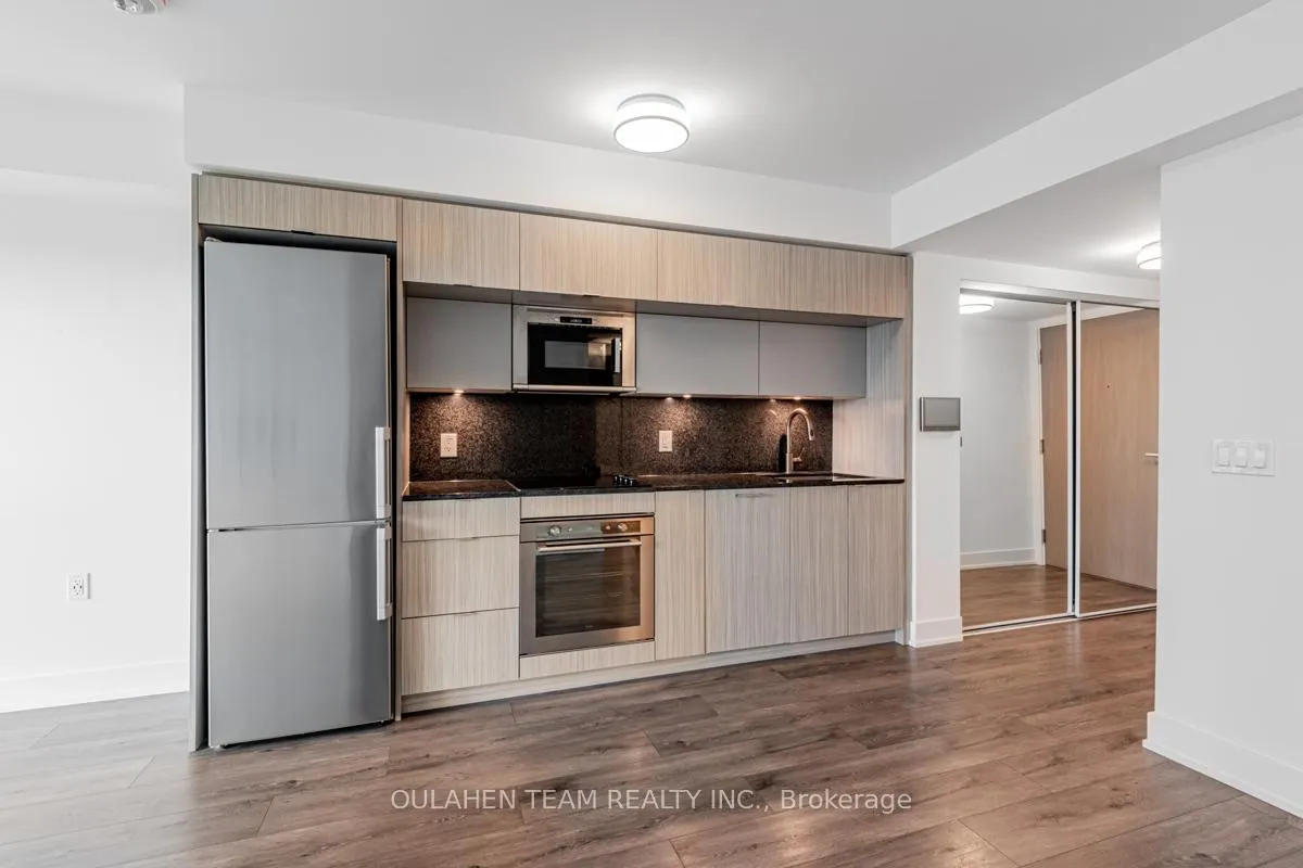 Photo 5 of Unit 1106, 575 Bloor Street E, Toronto, North St. James Town — HOMEH