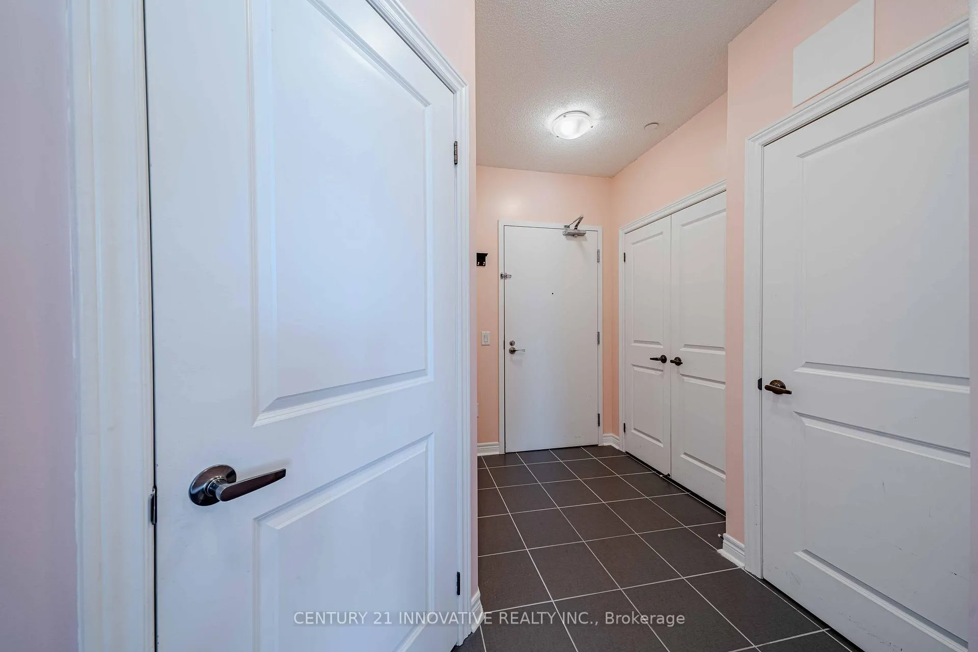 Photo 3 of Unit 806, 7325 Markham Road, Markham, Cedarwood — HOMEH