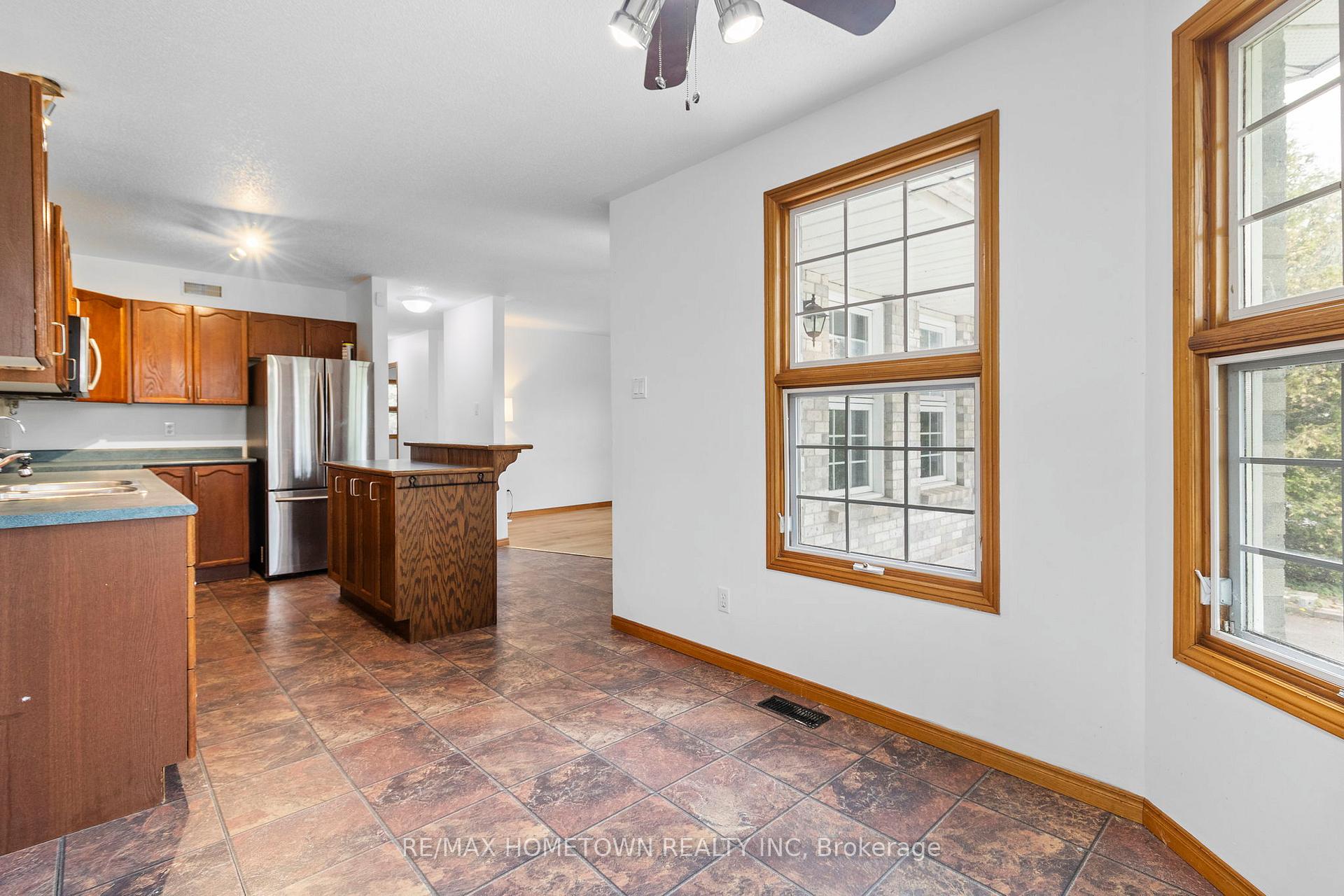 Photo 11 of 5303 Maple Street, Edwardsburgh/Cardinal, Town of Cardinal — HOMEH