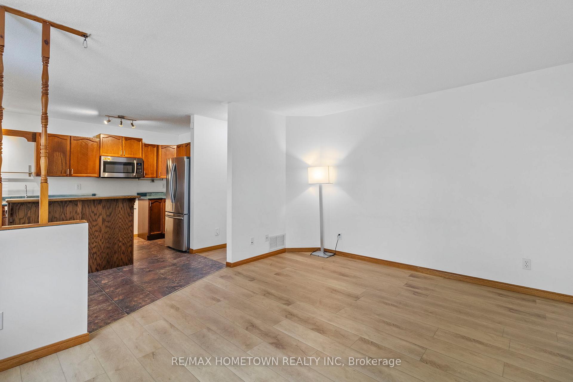 Photo 14 of 5303 Maple Street, Edwardsburgh/Cardinal, Town of Cardinal — HOMEH