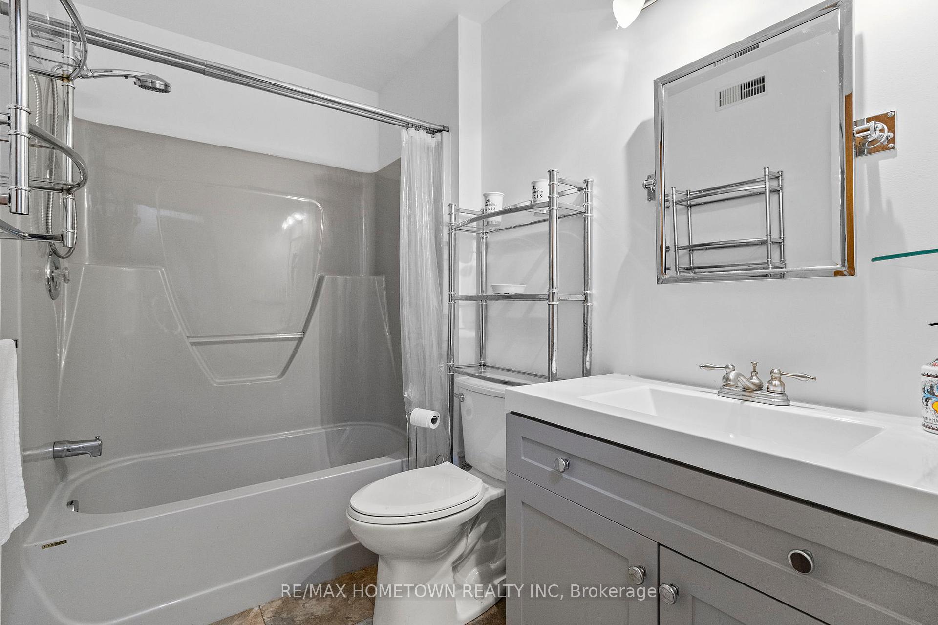 Photo 20 of 5303 Maple Street, Edwardsburgh/Cardinal, Town of Cardinal — HOMEH