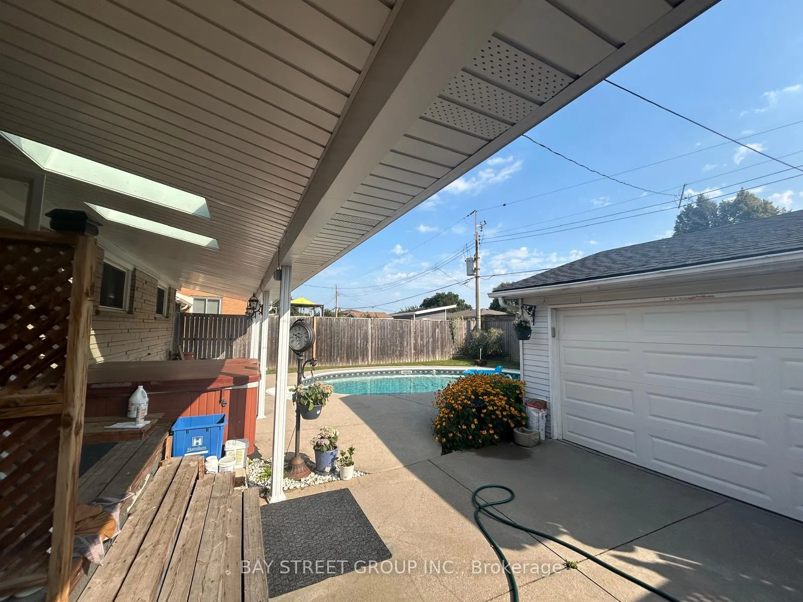 Photo 17 of 125 Loyalist Drive, Hamilton, Corman — HOMEH
