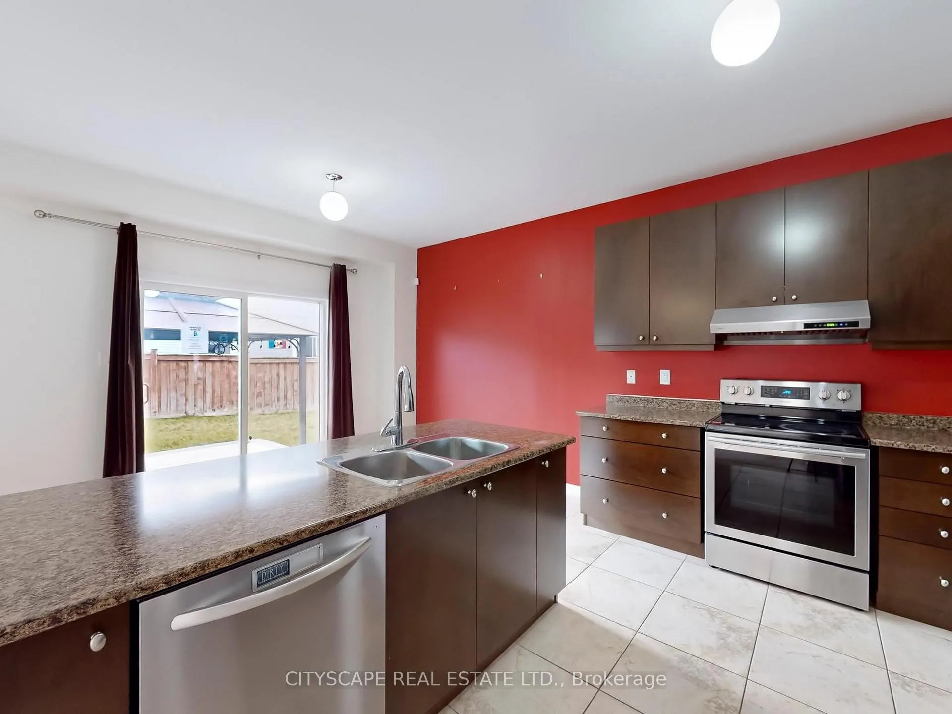 Photo 7 of 844 O'Reilly Crescent, Shelburne — HOMEH
