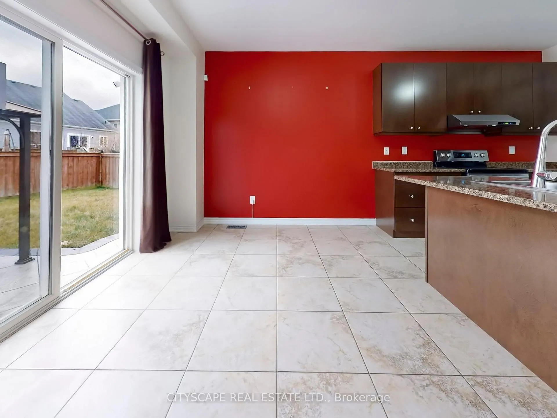 Photo 9 of 844 O'Reilly Crescent, Shelburne — HOMEH