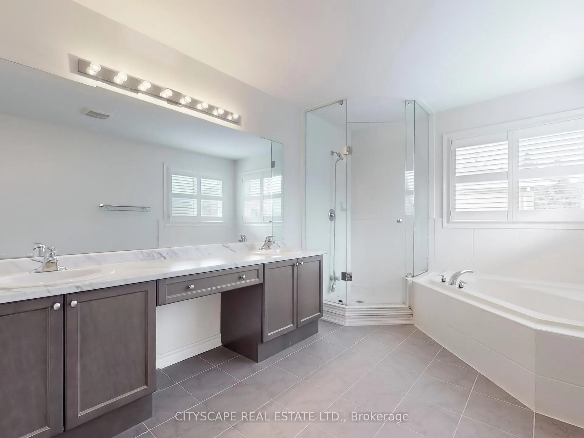 Photo 23 of 844 O'Reilly Crescent, Shelburne — HOMEH