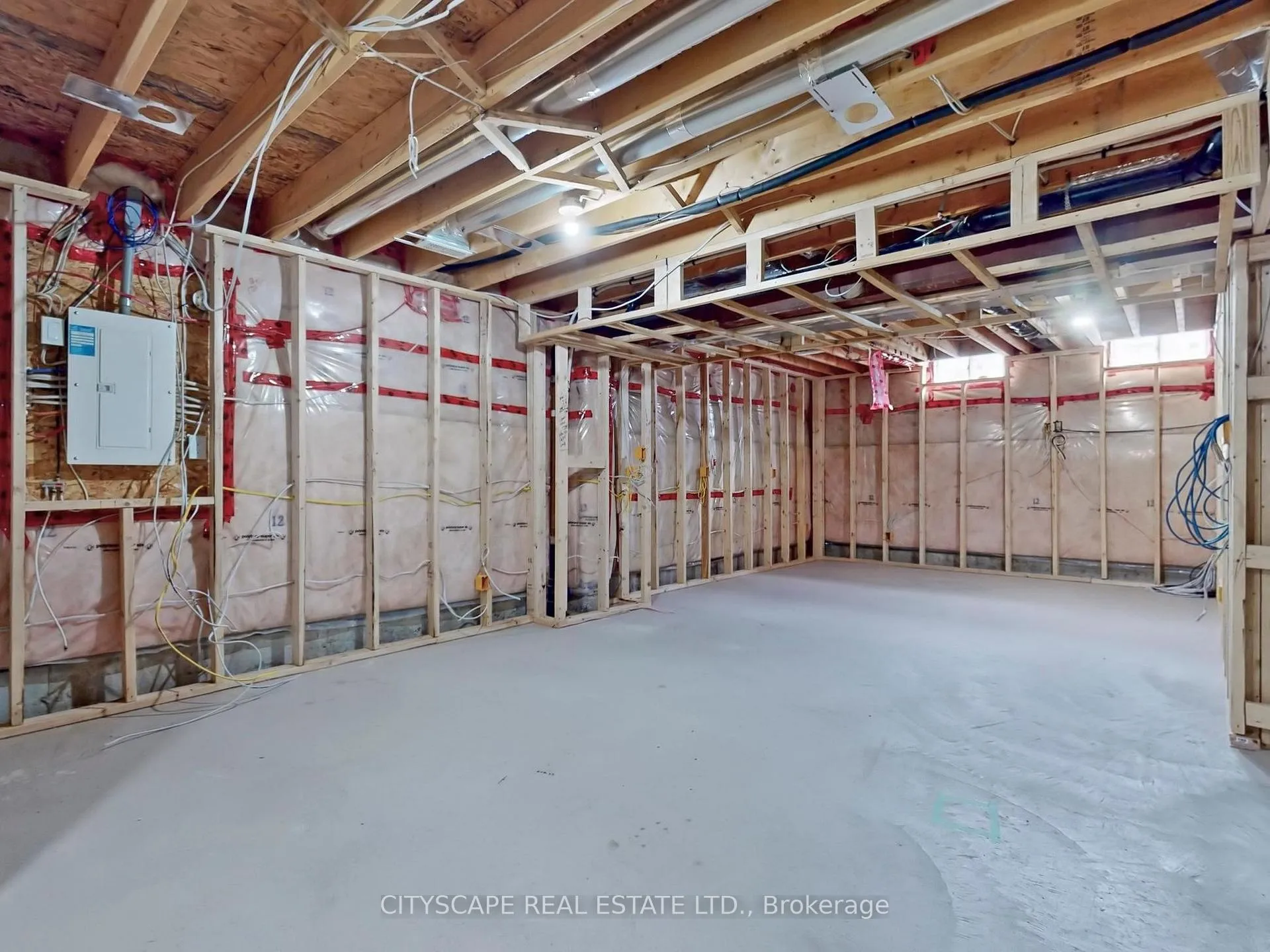 Photo 35 of 844 O'Reilly Crescent, Shelburne — HOMEH