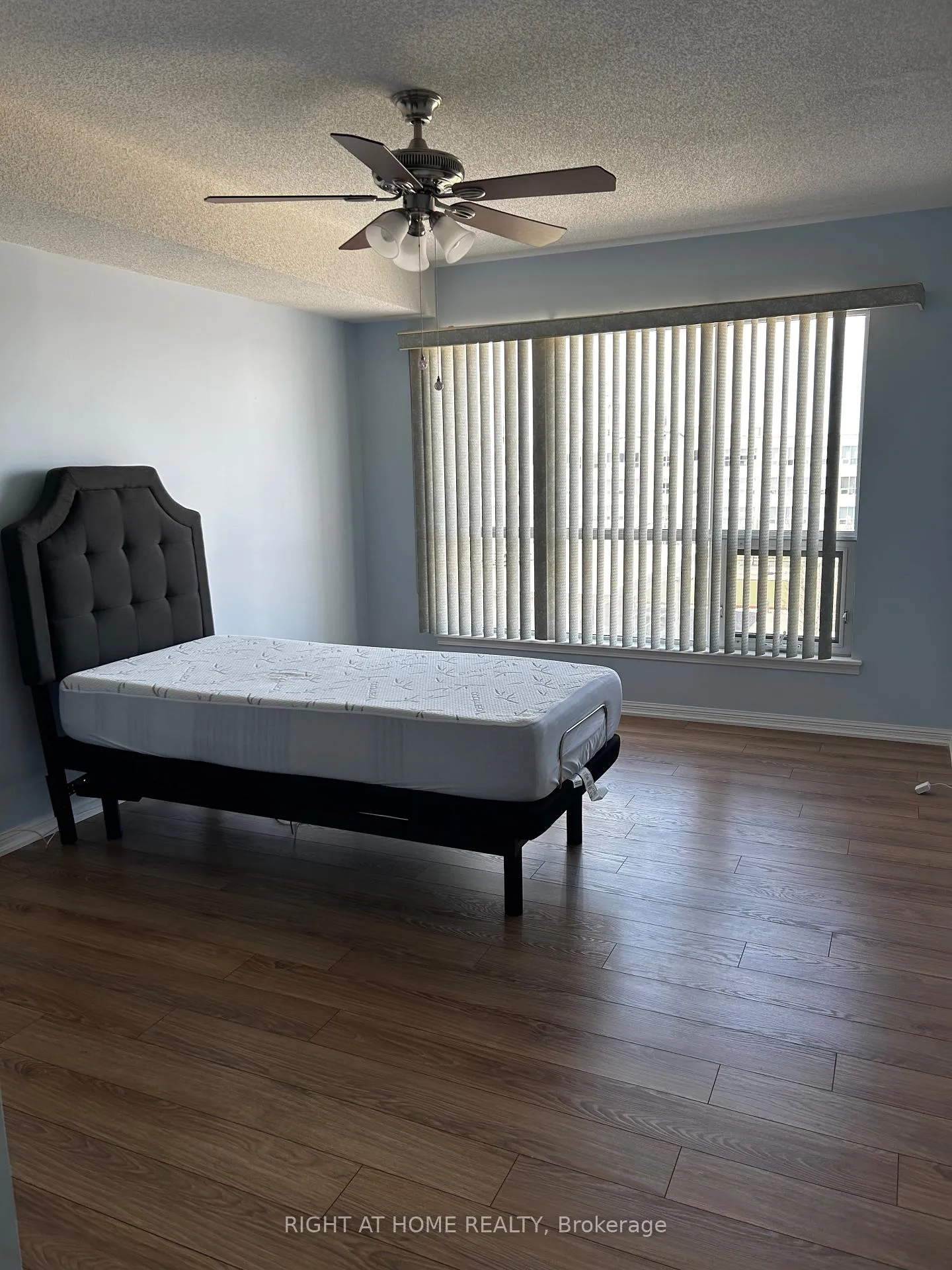 Photo 25 of Unit 513, 94 Dean Avenue, Barrie, Painswick South — HOMEH