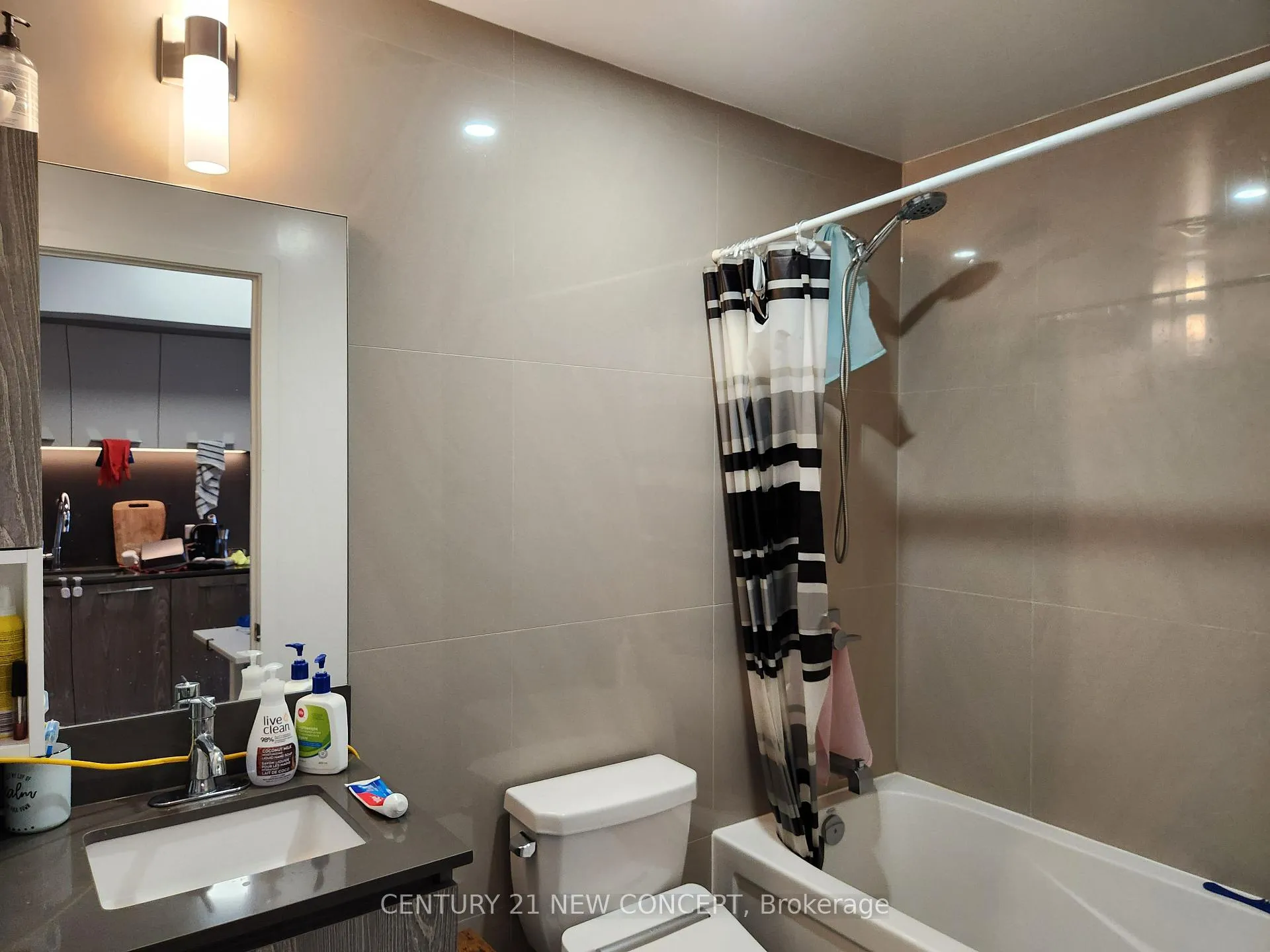 Photo 8 of Unit 1106, 45 Baseball Place, Toronto, South Riverdale — HOMEH