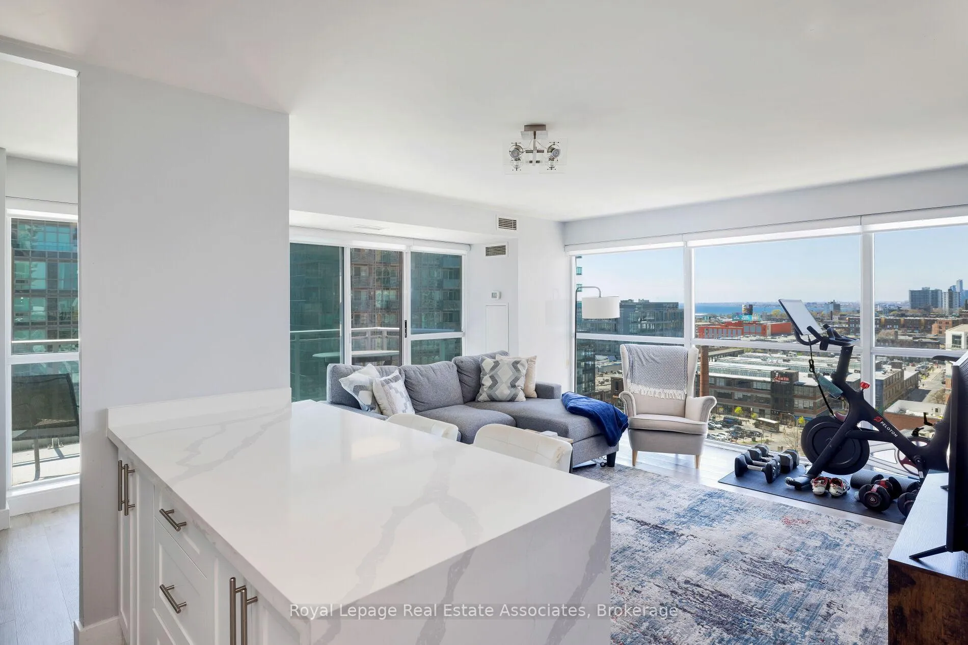 Photo 12 of Unit 1203, 100 Western Battery Road, Toronto, Niagara — HOMEH