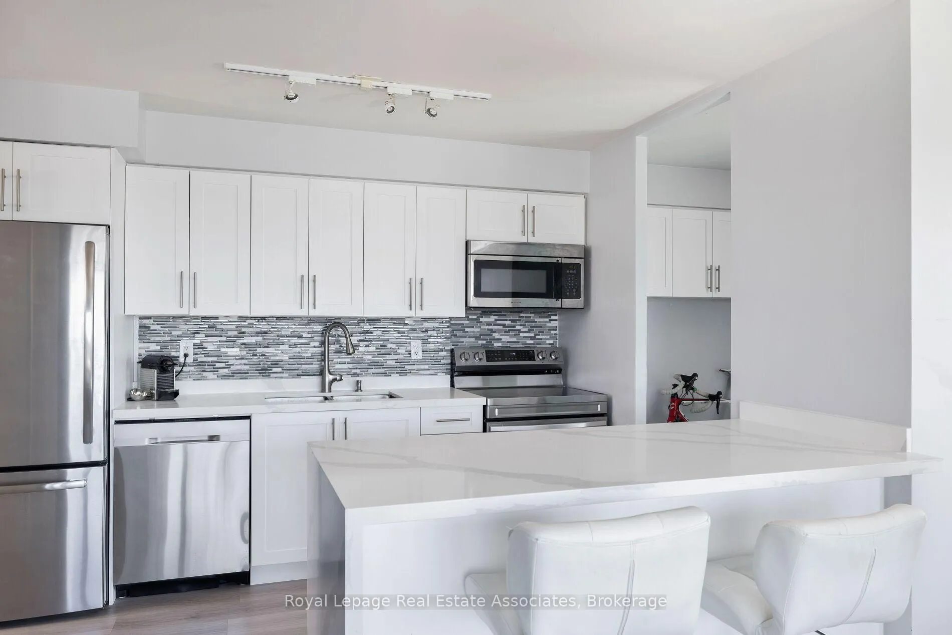 Photo 15 of Unit 1203, 100 Western Battery Road, Toronto, Niagara — HOMEH