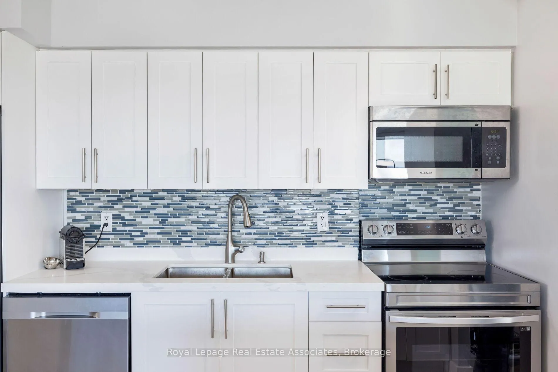 Photo 17 of Unit 1203, 100 Western Battery Road, Toronto, Niagara — HOMEH