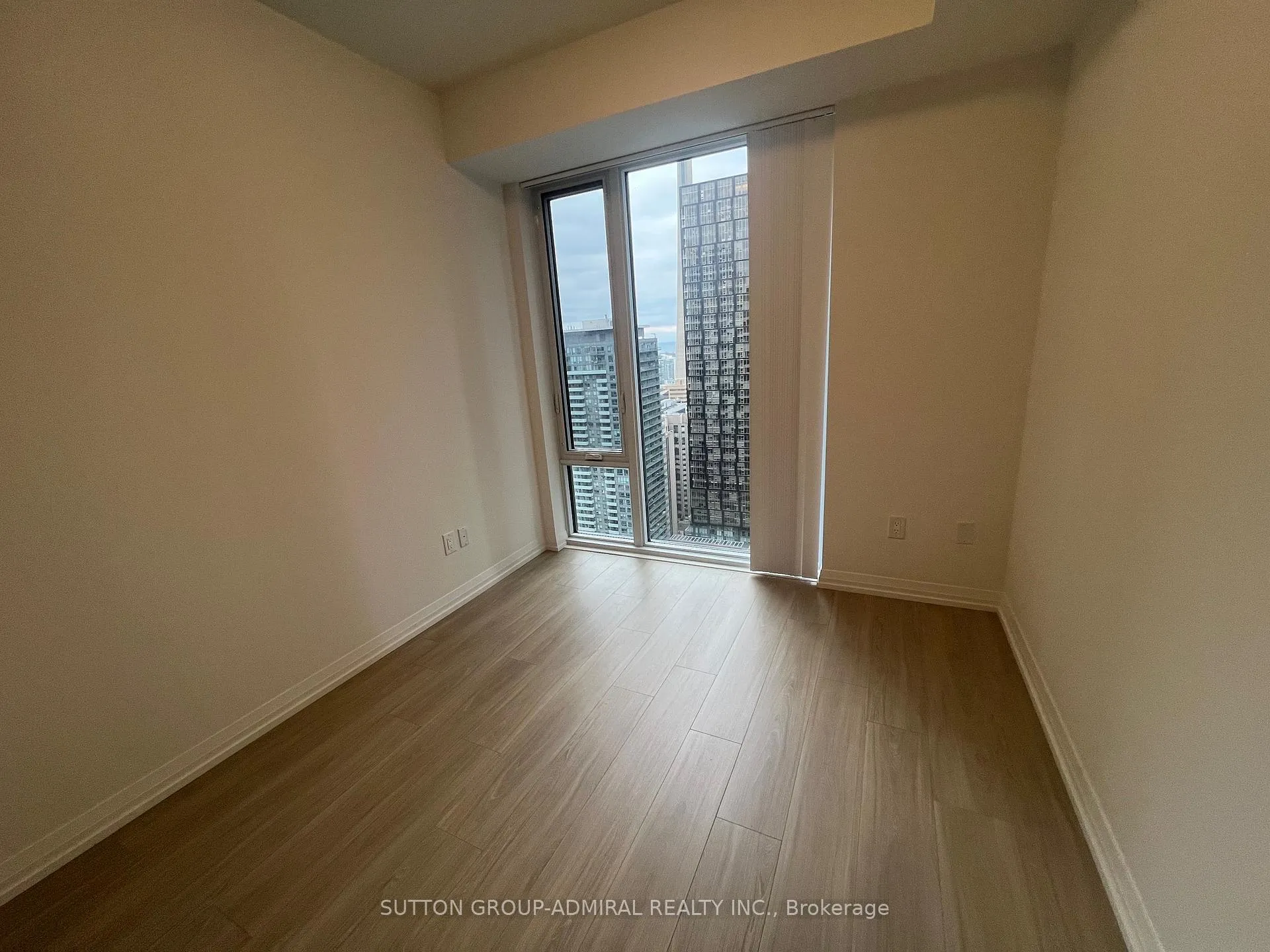 Photo 7 of Unit 3529, 28 Widmer Street, Toronto, Waterfront Communities — HOMEH