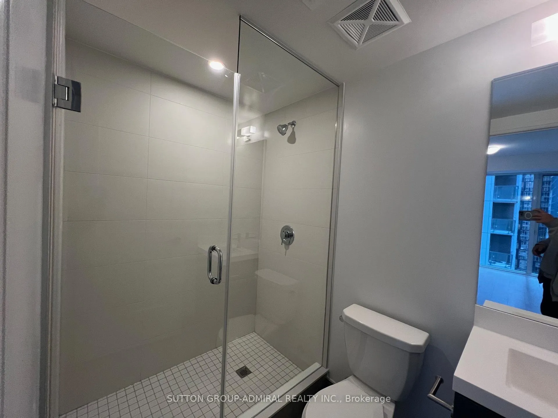 Photo 9 of Unit 3529, 28 Widmer Street, Toronto, Waterfront Communities — HOMEH