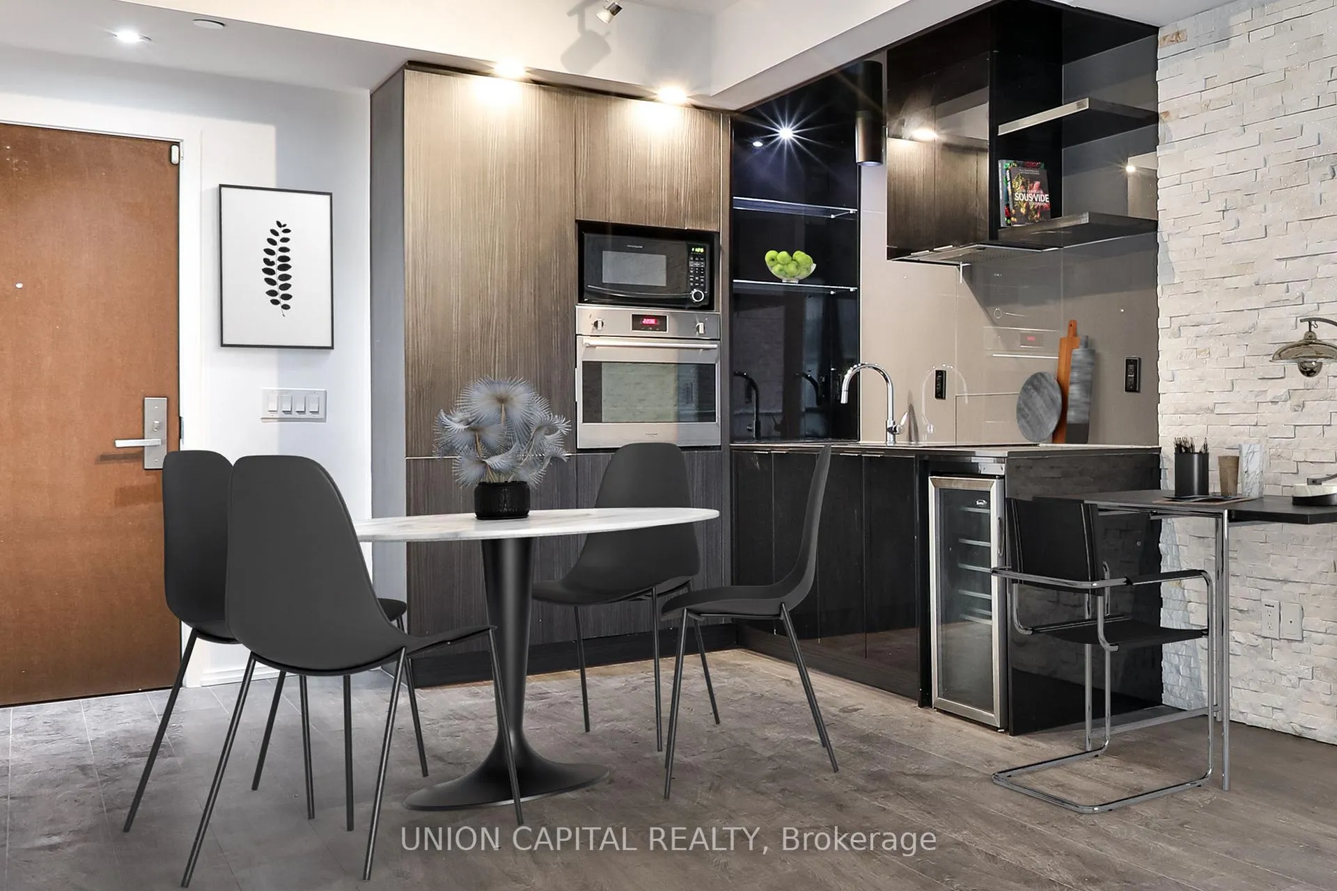 Photo 3 of Unit 710, 70 Temperance Street, Toronto, Bay Street Corridor — HOMEH