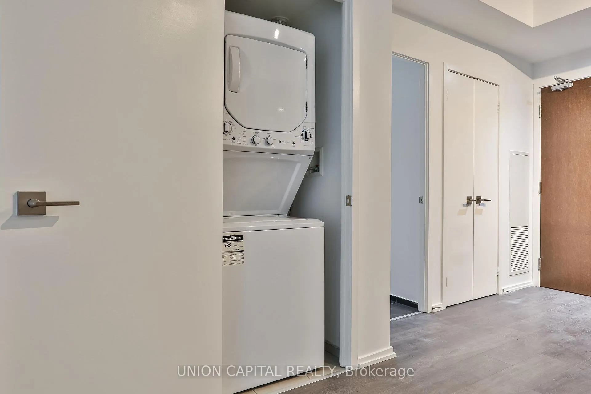 Photo 15 of Unit 710, 70 Temperance Street, Toronto, Bay Street Corridor — HOMEH