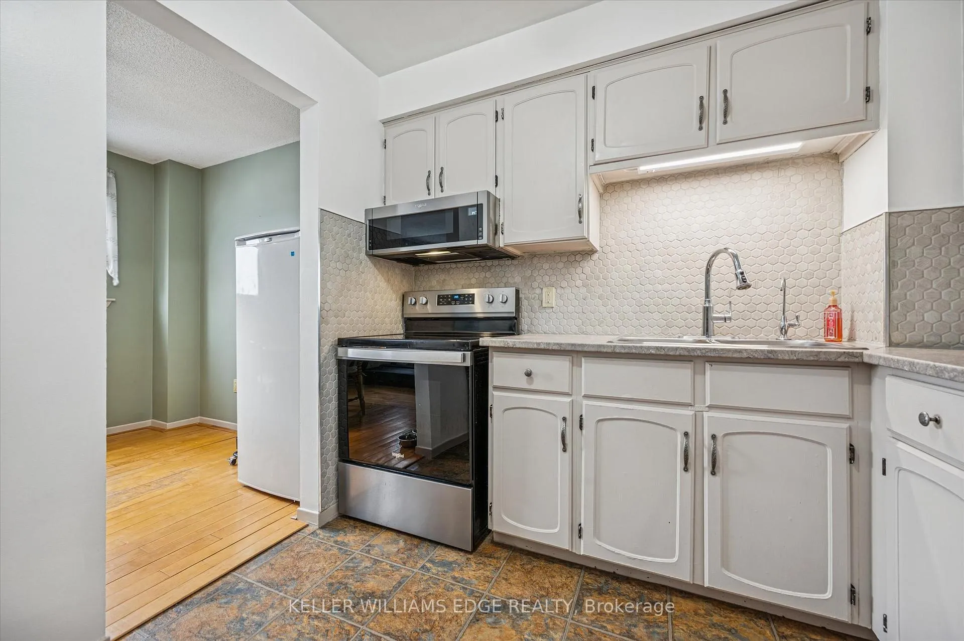 Photo 10 of Unit 31, 51 Paulander Drive, Kitchener — HOMEH
