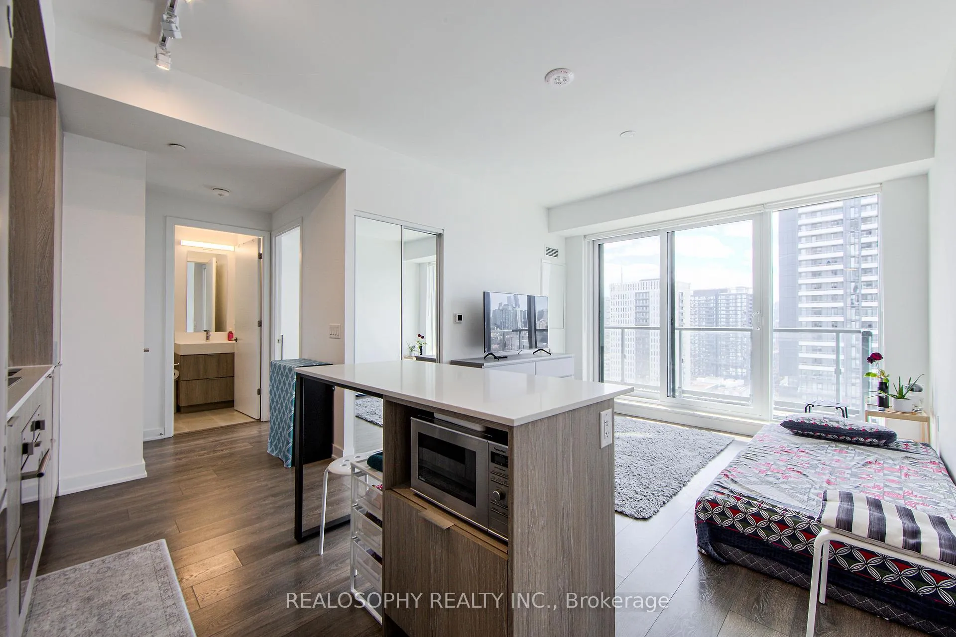 Photo 10 of Unit 1905, 130 River Street, Toronto, Regent Park — HOMEH