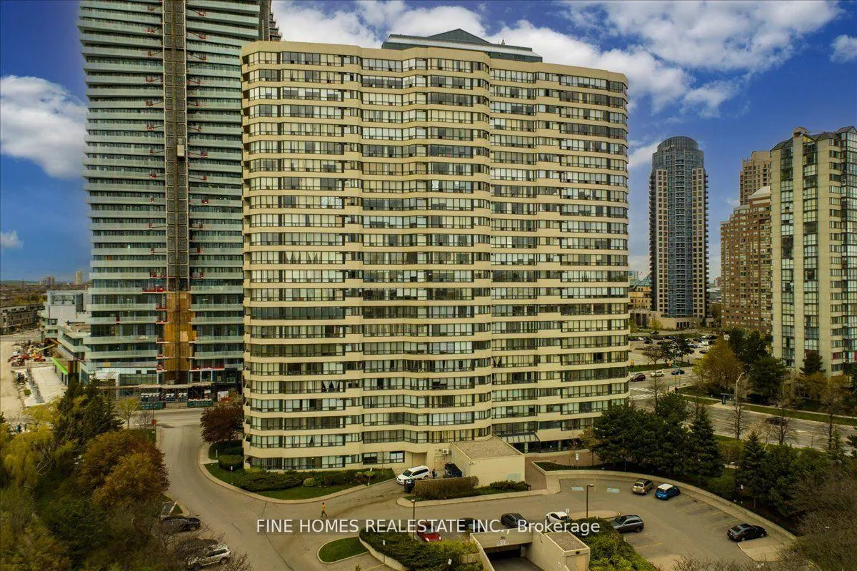 Front of Unit 606, 400 Webb Drive