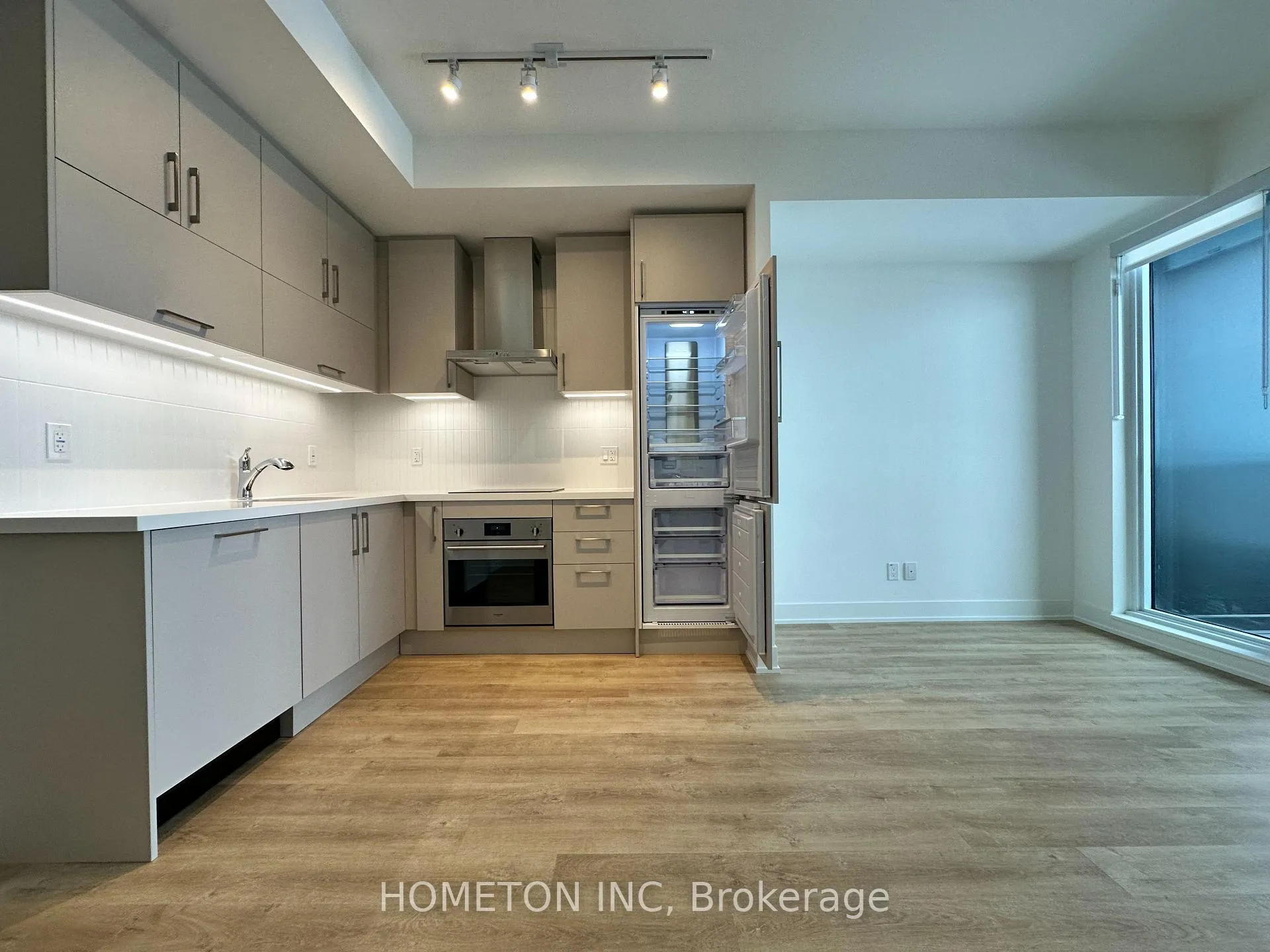 Photo 3 of Unit 509, 56 Andre De Grasse Street, Markham, Unionville — HOMEH