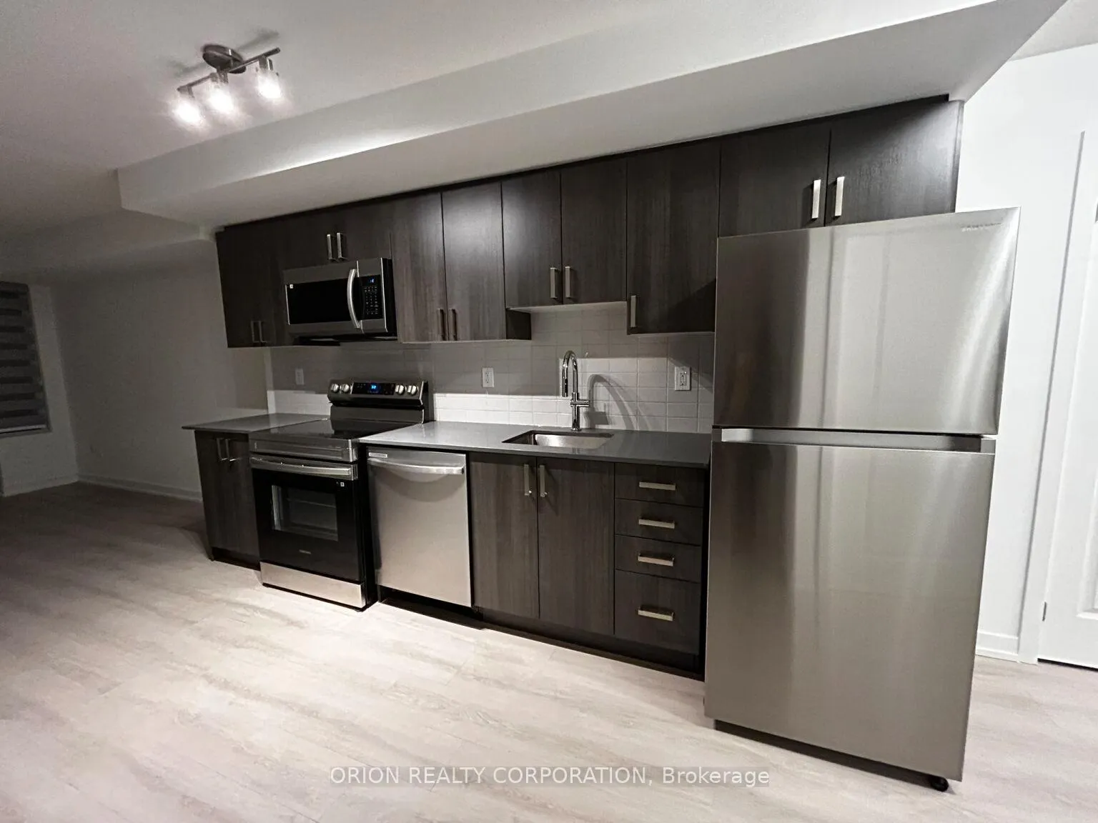 Photo 2 of Unit 804, 1435 Celebration Drive, Pickering, Bay Ridges — HOMEH