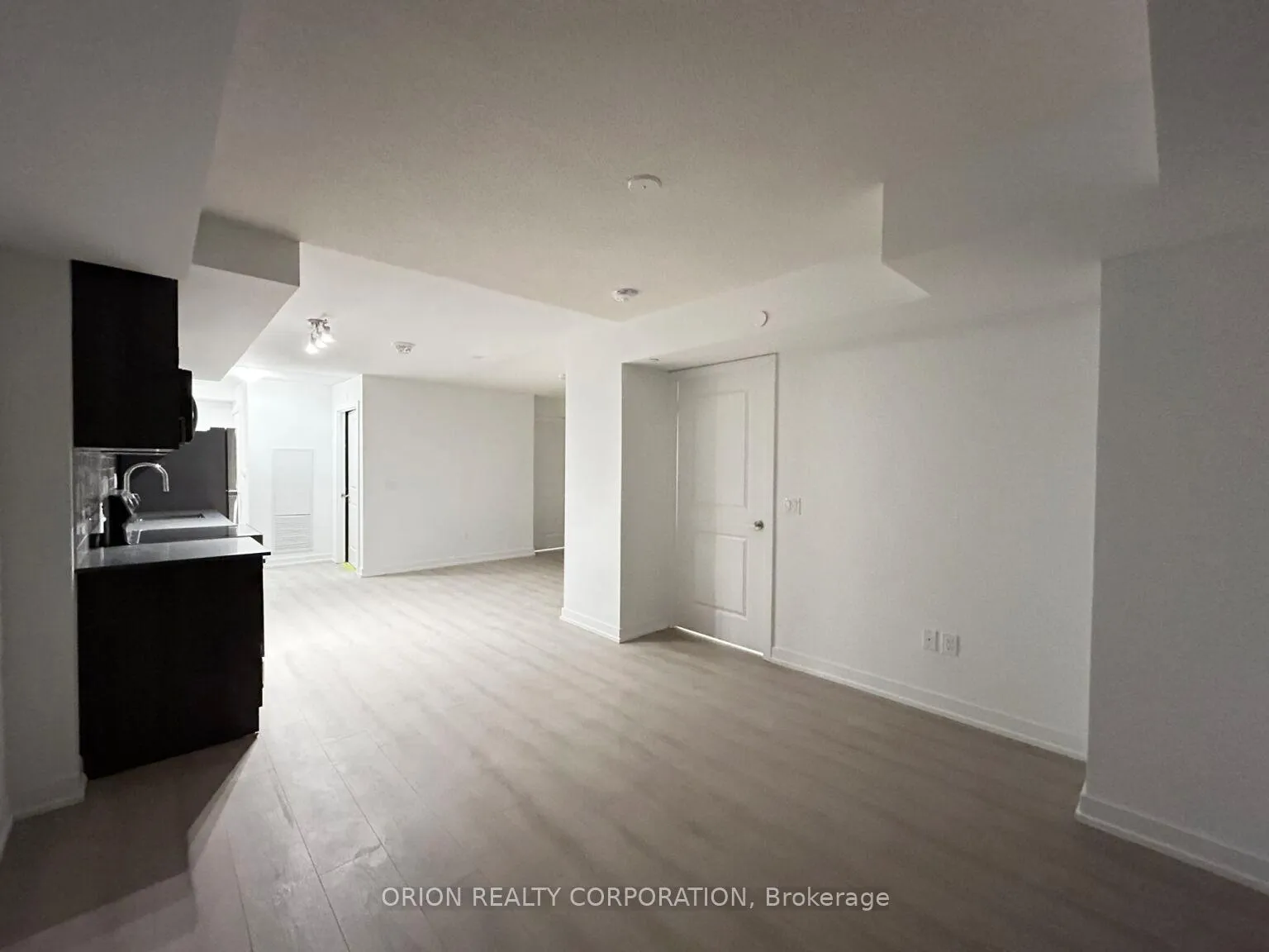 Photo 6 of Unit 804, 1435 Celebration Drive, Pickering, Bay Ridges — HOMEH
