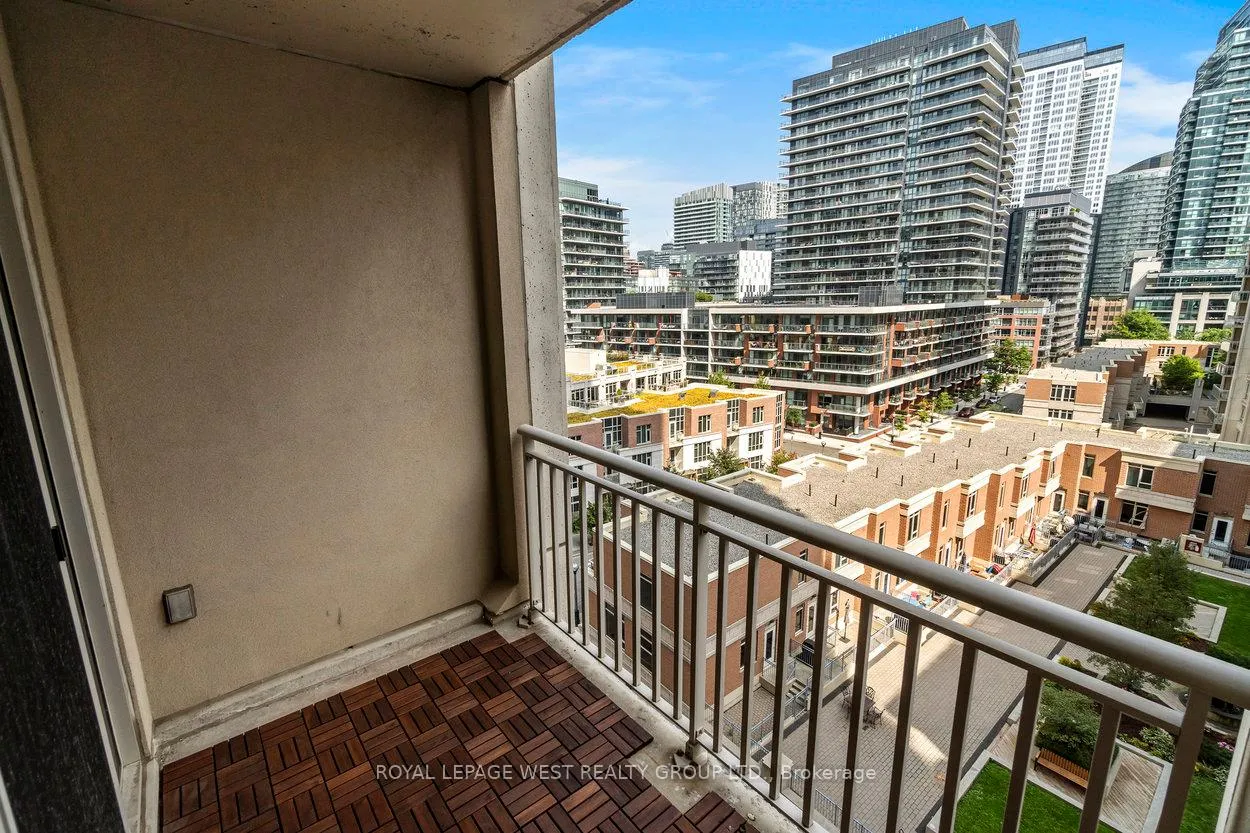 Photo 32 of Unit 809, 628 Fleet Street, Toronto, Niagara — HOMEH